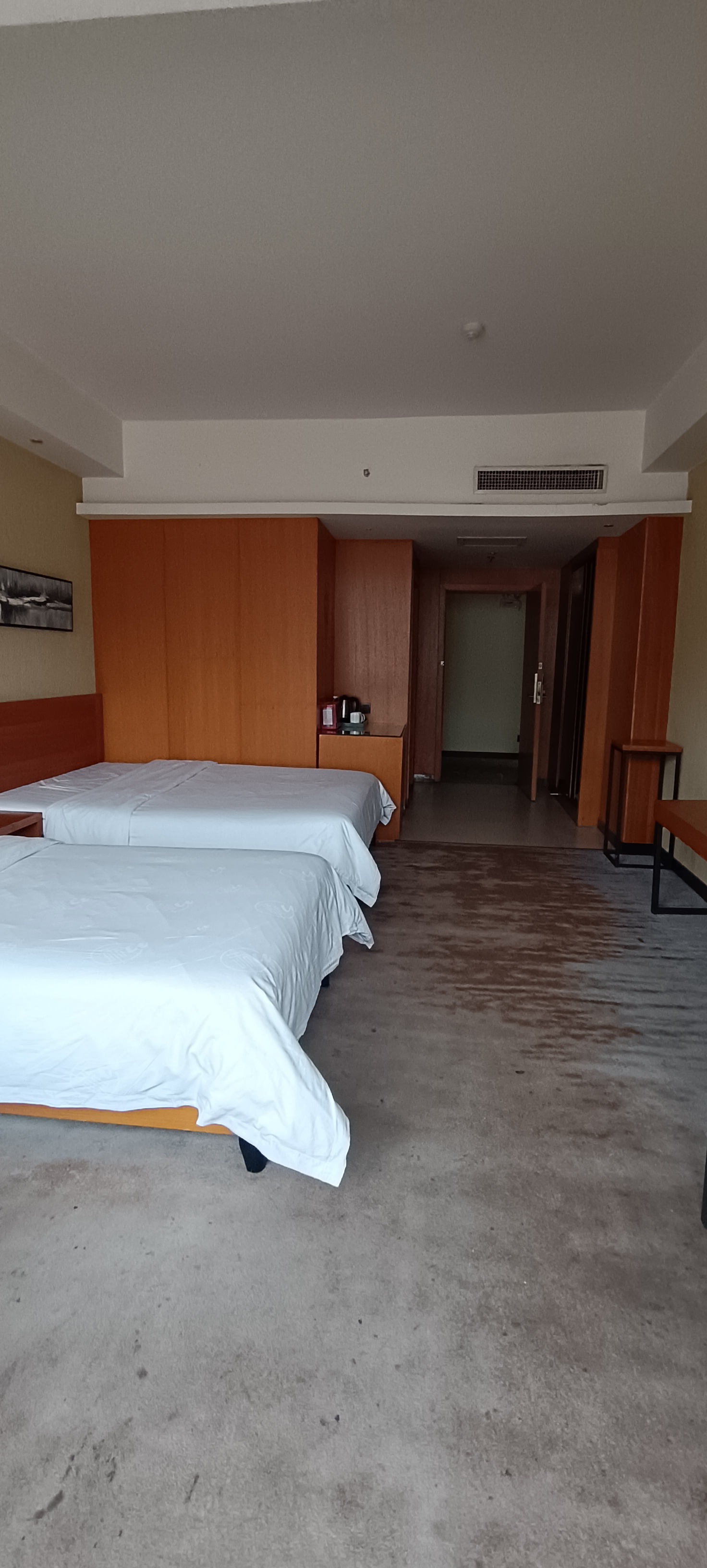阳光水岸  1室1厅1卫   1000.00元/月室内图