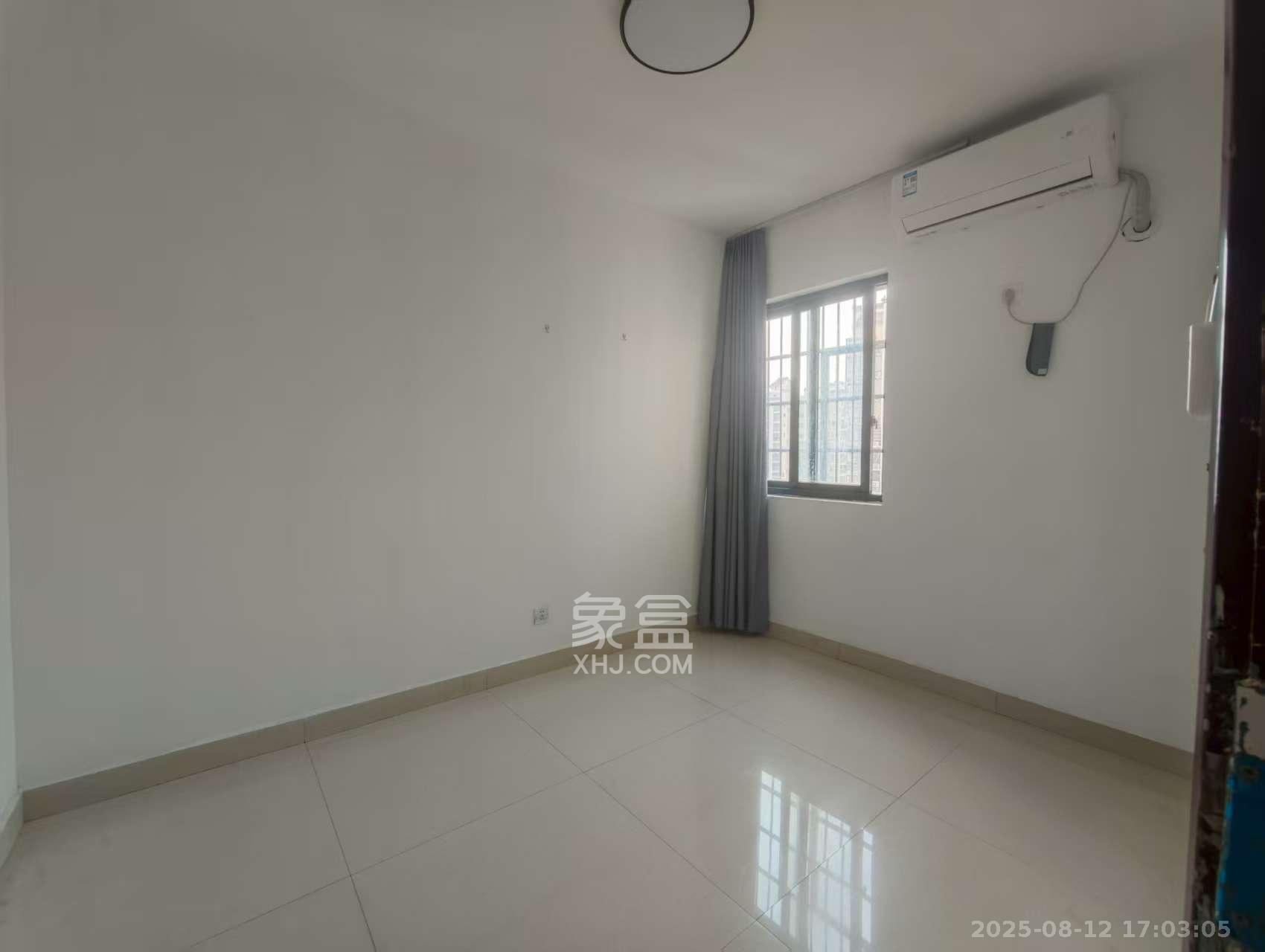 嘉宇盛世华章  4室2厅2卫    4500.0元/月室内图