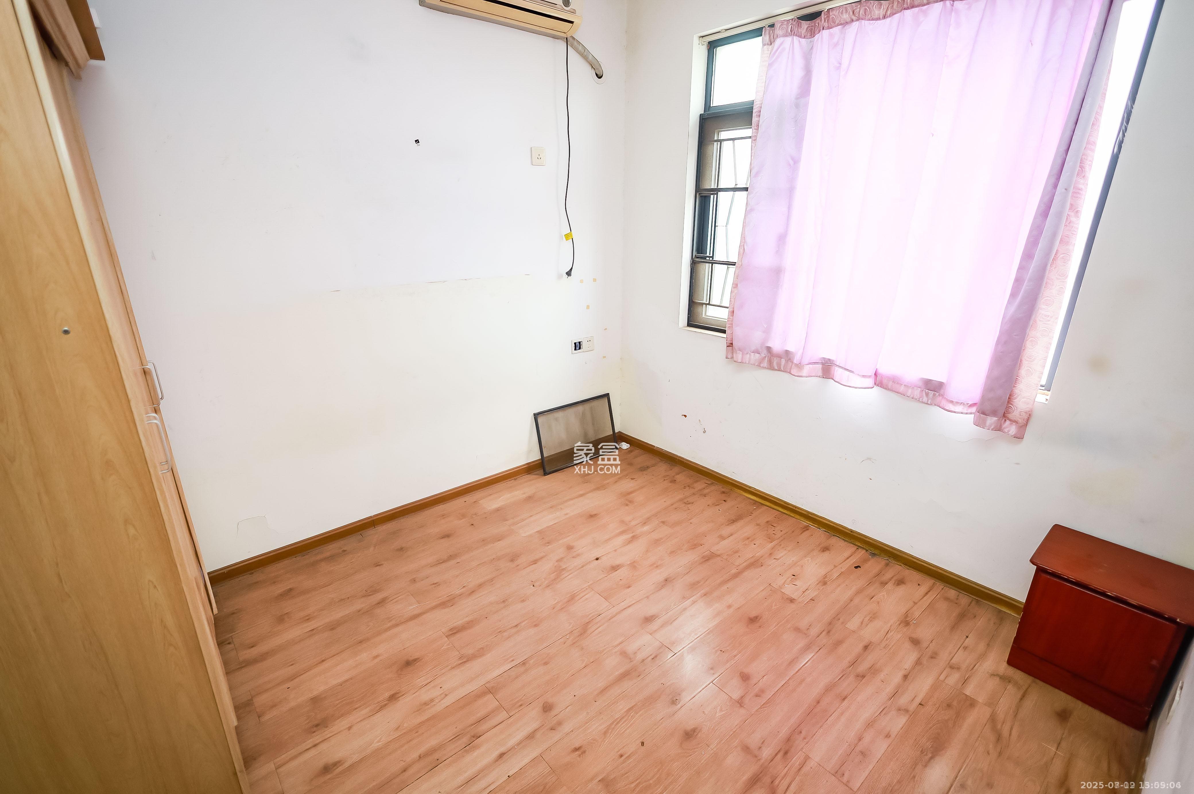 金科东方大院三四期  3室2厅2卫    2500.0元/月室内图