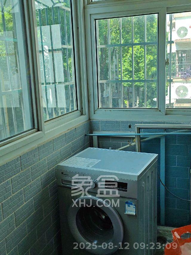 德政园 1室2厅2卫 2000.0元/月 德政园 1室2厅2卫 2000.0元/月室内图