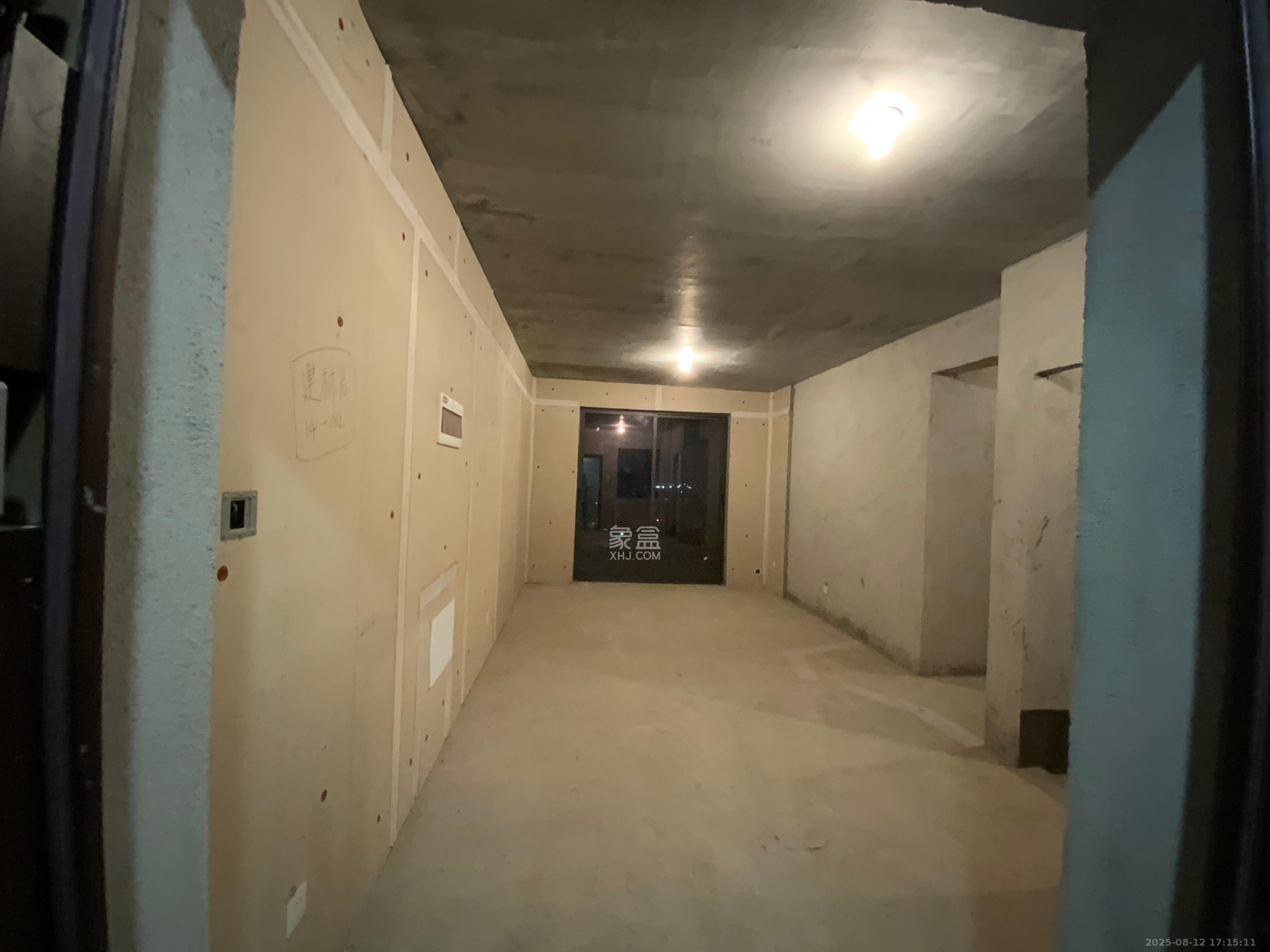 通号岭绣苑 3室2厅2卫 1000.0元/月 通号岭绣苑 3室2厅2卫 1000.0元/月室内图