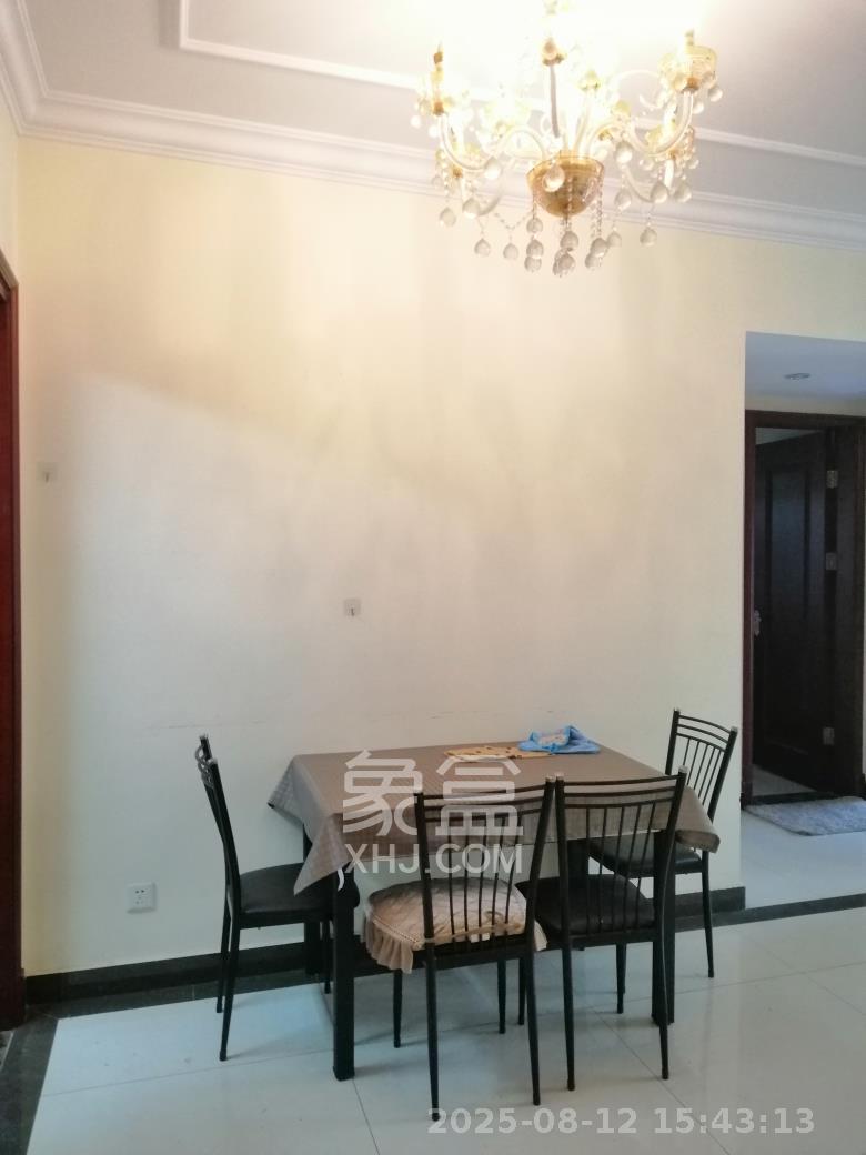 恒大城 2室2厅1卫 2000.0元/月 恒大城 2室2厅1卫 2000.0元/月室内图