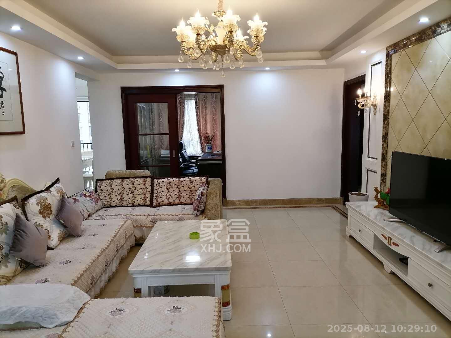 中海国际一期 4室2厅2卫 2000.0元/月 中海国际一期 4室2厅2卫 2000.0元/月室内图