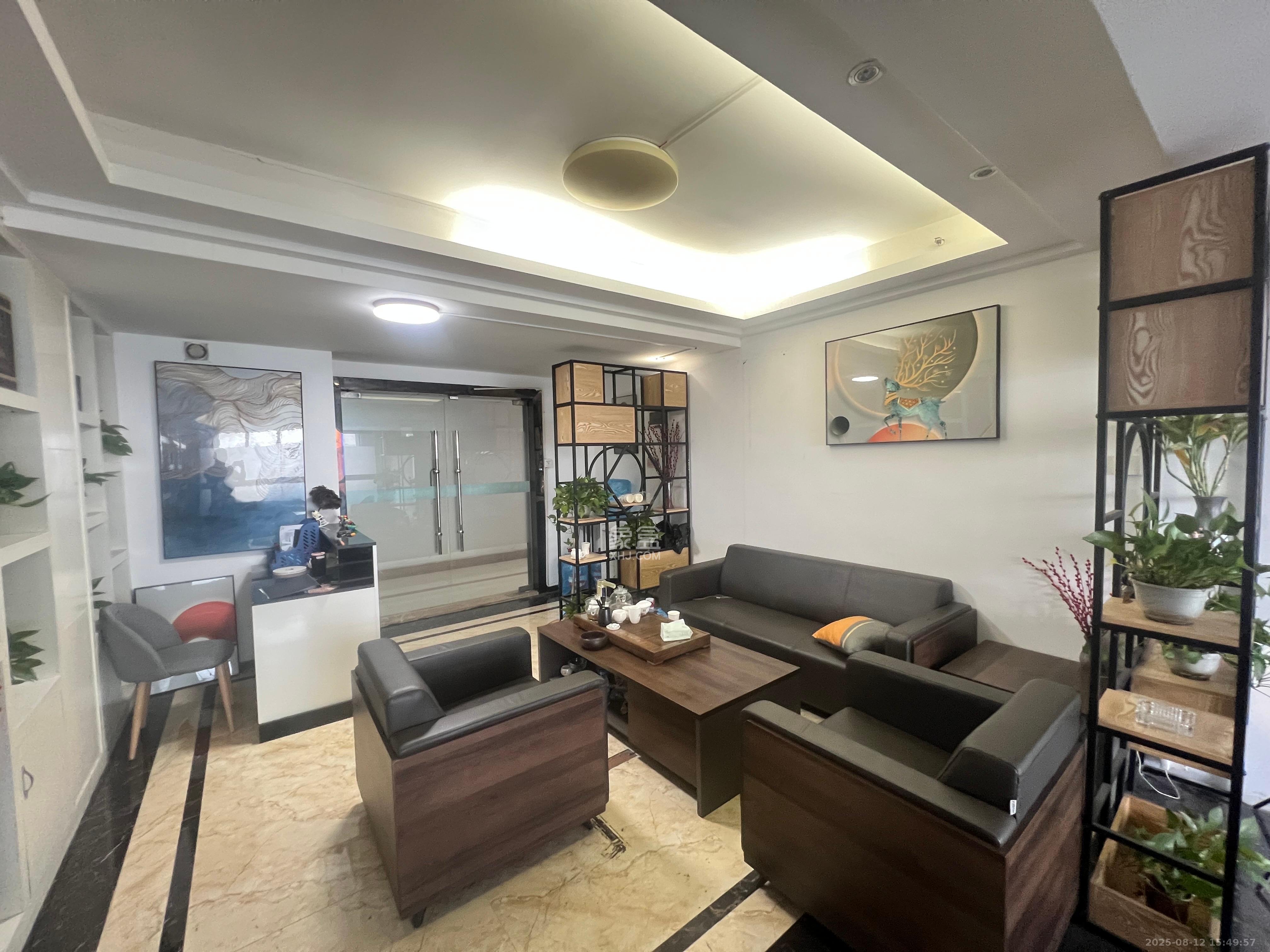 人瑞潇湘国际 1室1厅1卫 4200.0元/月 人瑞潇湘国际 1室1厅1卫 4200.0元/月室内图