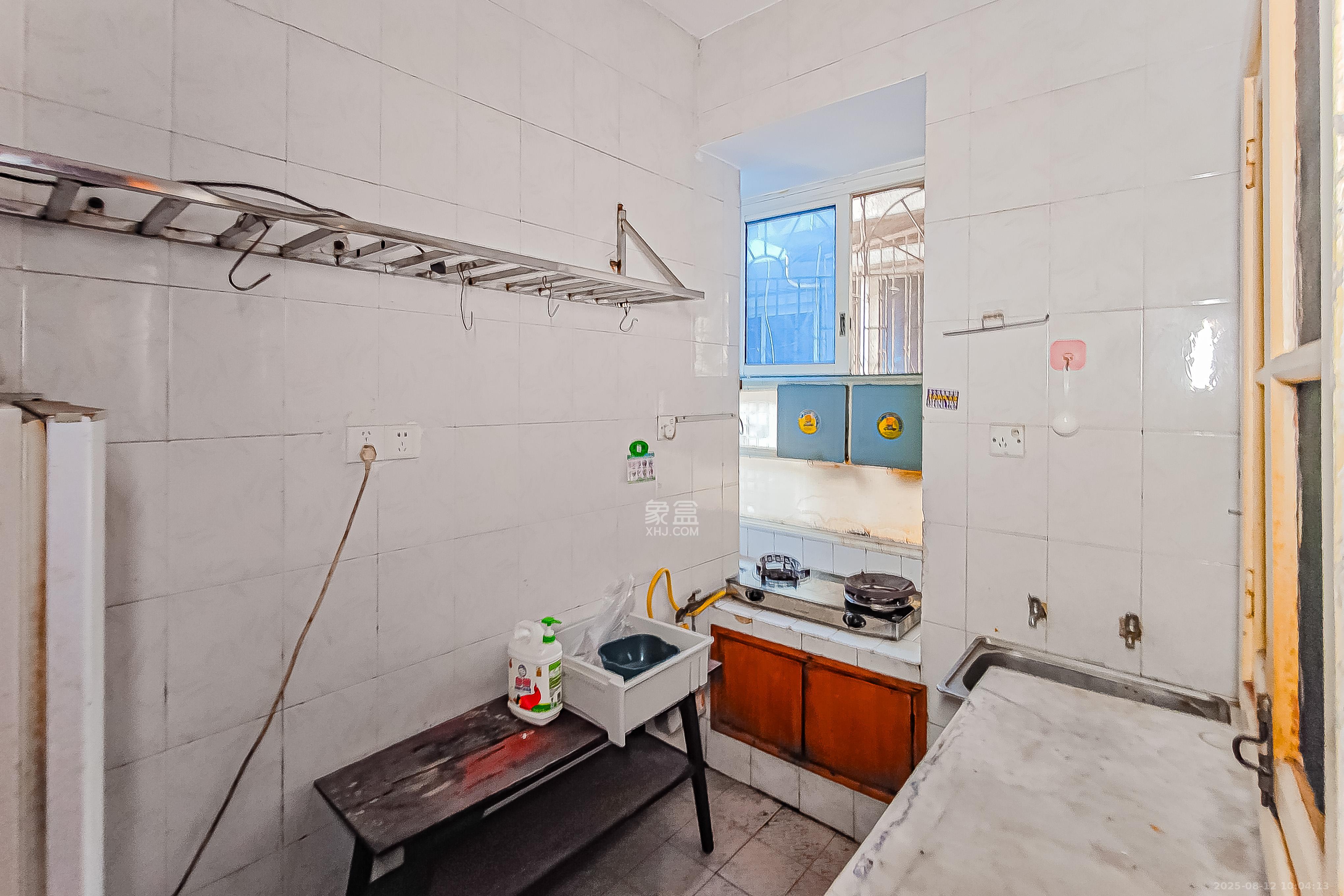 杏花苑  2室1厅1卫    36.0万厨房