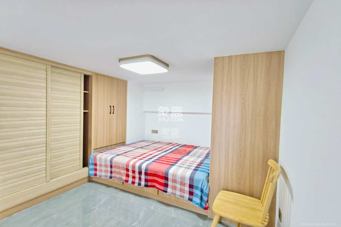 海伦春天  2室1厅1卫    1800.0元/月 海伦春天  2室1厅1卫    1800.0元/月室内图