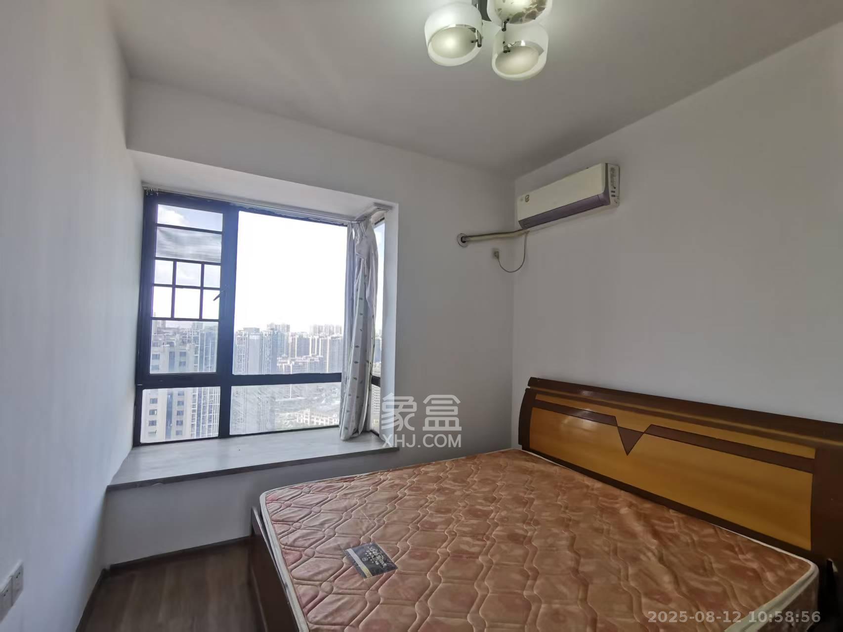 珠江东方明珠（新地东方明珠）三期  3室2厅2卫    2100.0元/月室内图