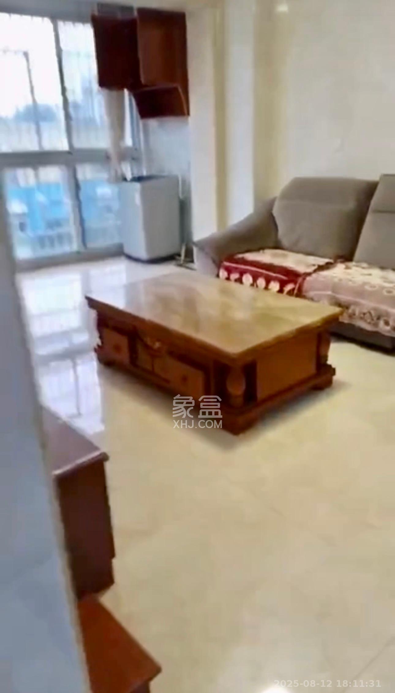 和沁园  2室1厅1卫    1800.0元/月室内图