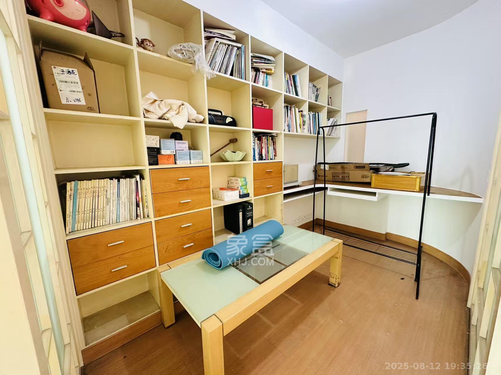 南沙公寓  2室2厅1卫    2100.0元/月 南沙公寓  2室2厅1卫    2100.0元/月室内图