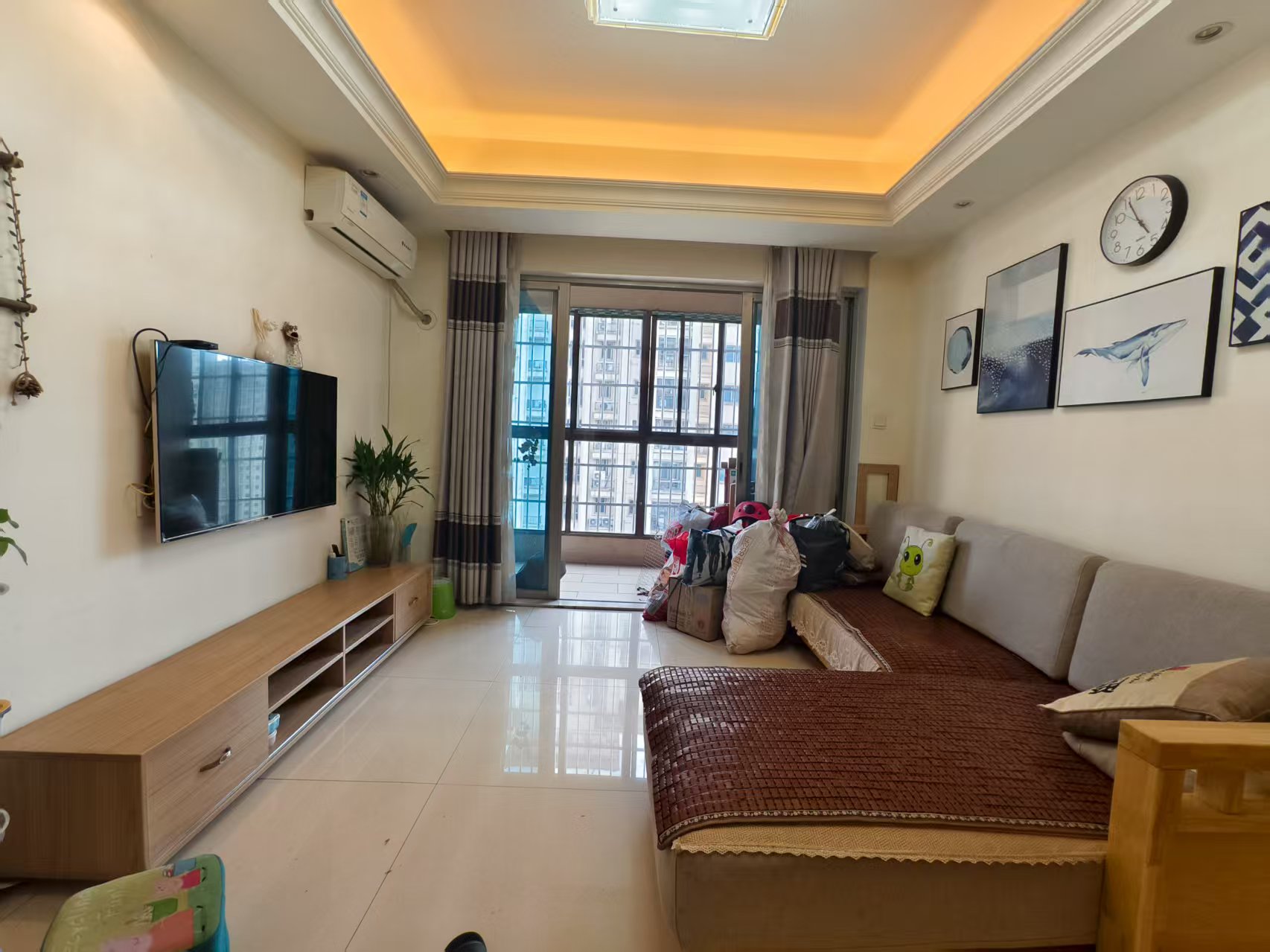 碧桂园 3室2厅1卫 1580.0元/月 碧桂园 3室2厅1卫 1580.0元/月室内图