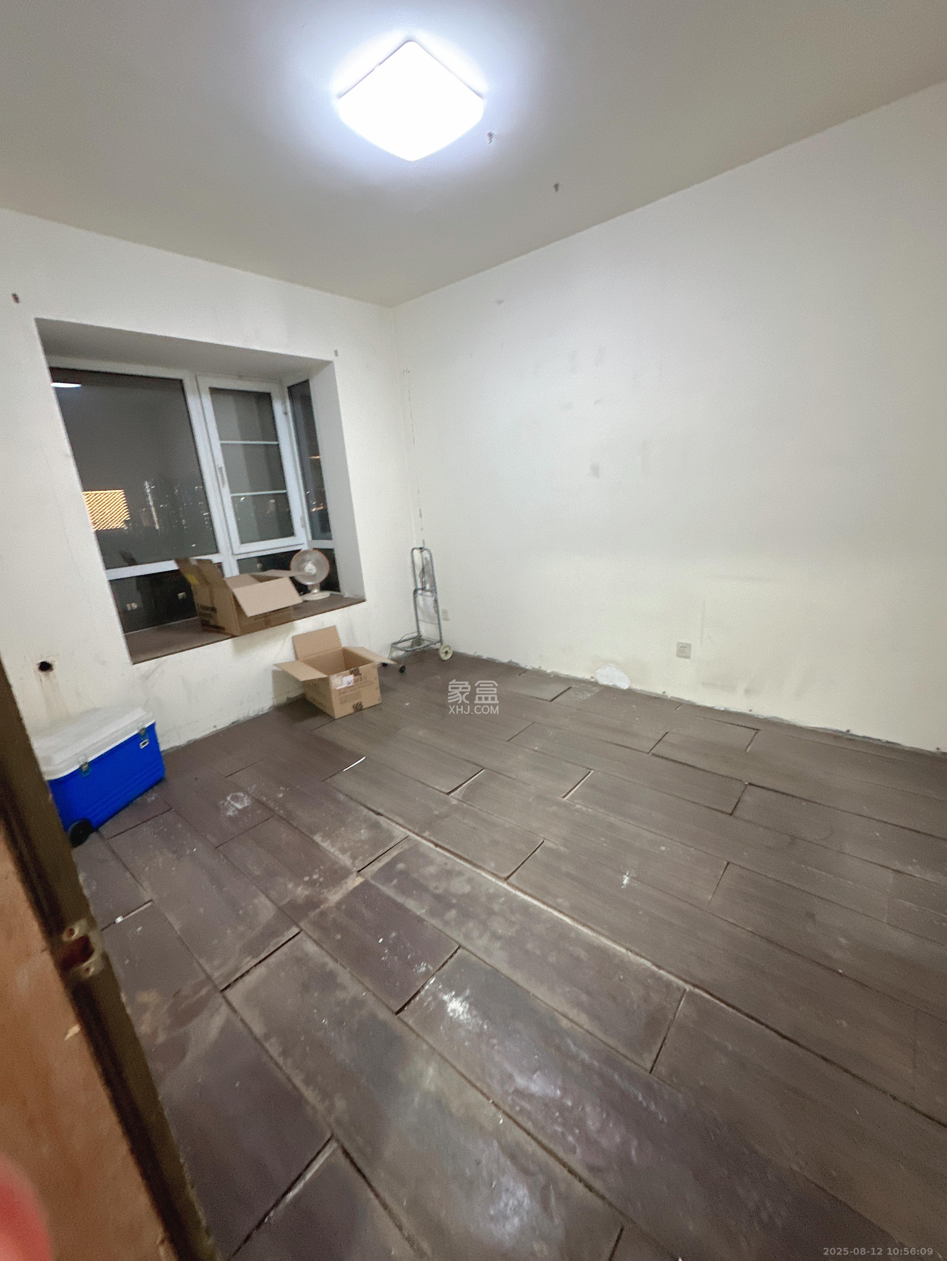 鸿铭中心 3室2厅2卫 3300.0元/月 鸿铭中心 3室2厅2卫 3300.0元/月室内图