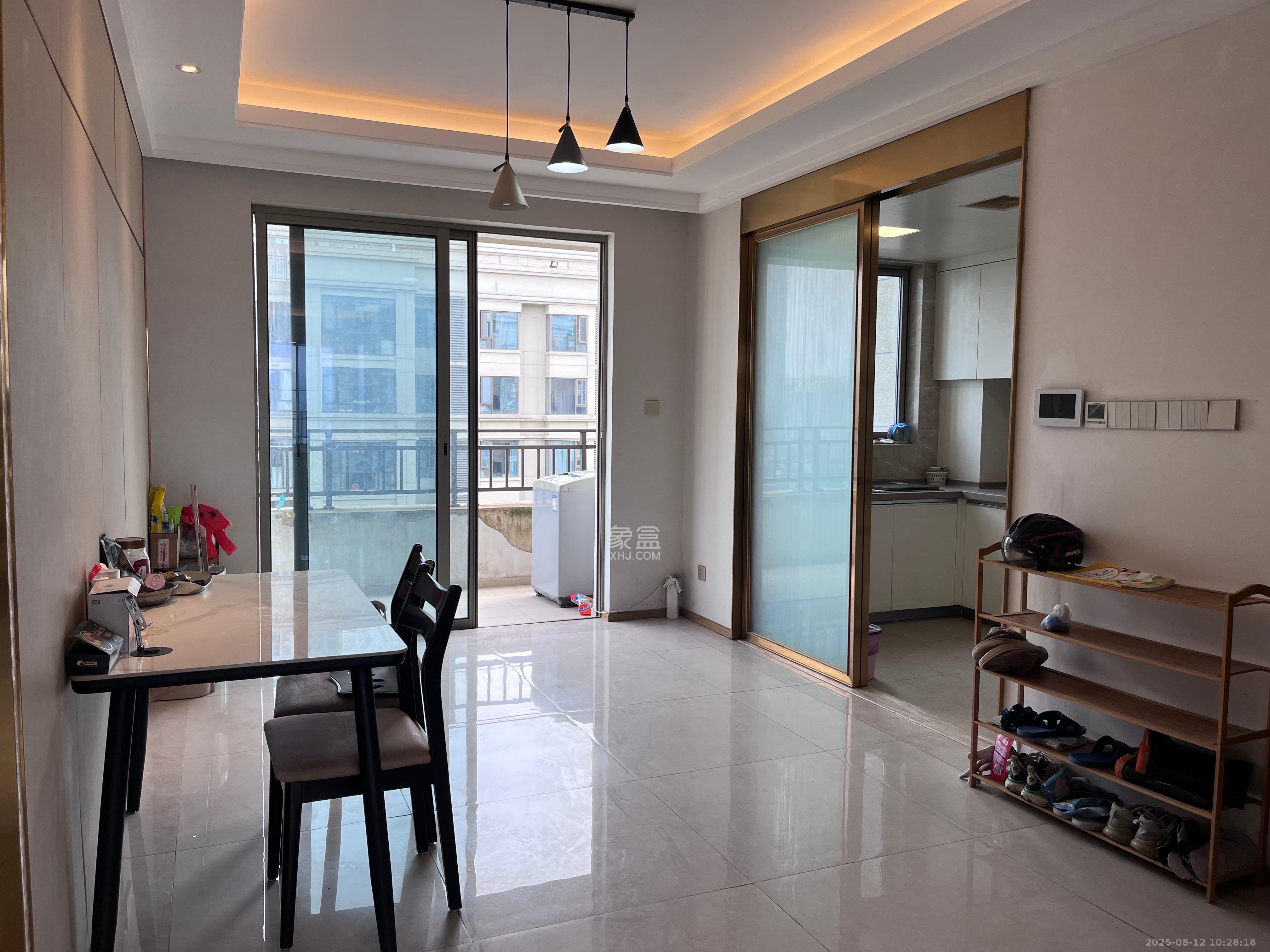 梅溪湖金茂湾  4室2厅2卫    4000.0元/月室内图