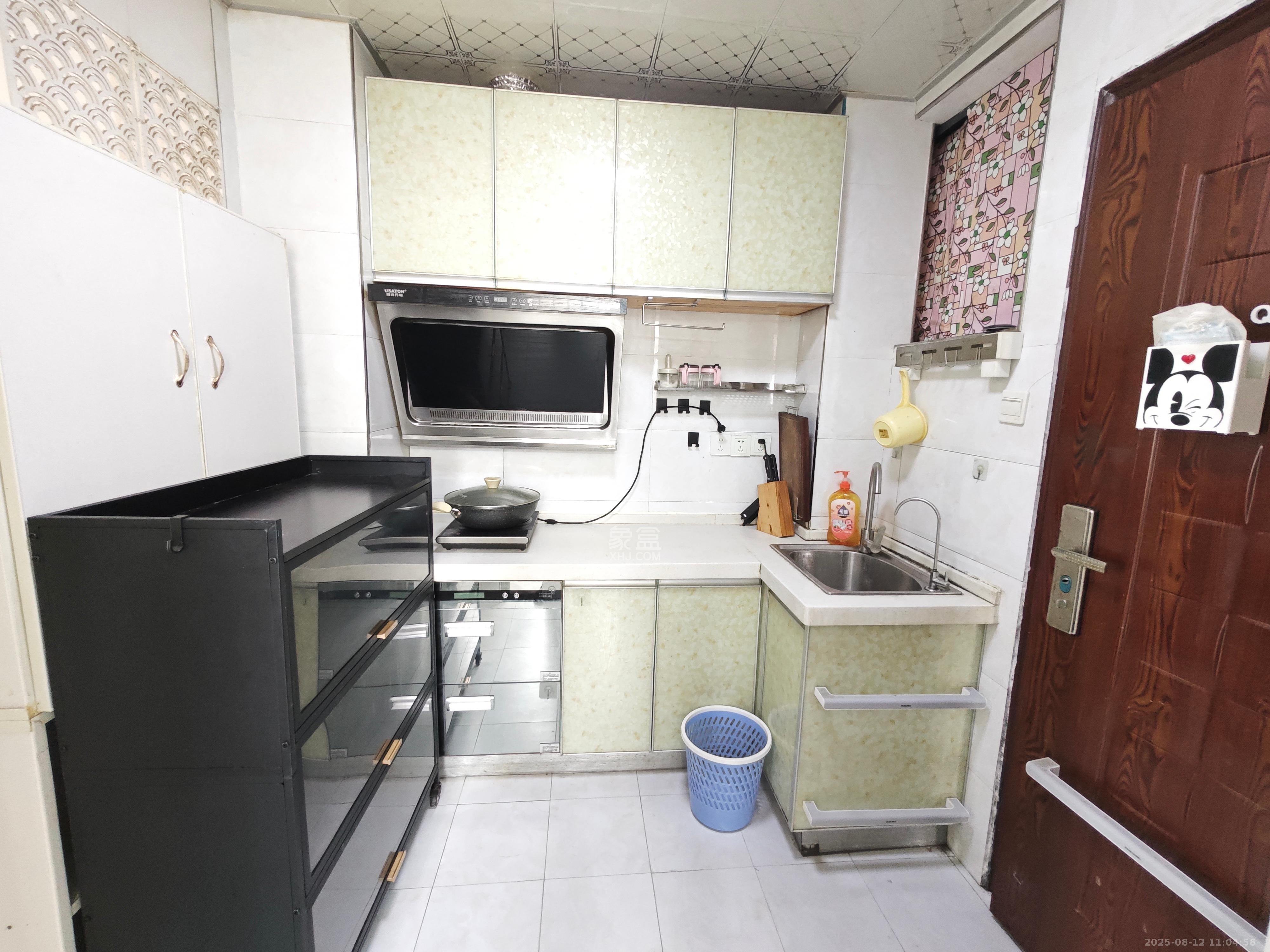 剑桥名门  1室1厅1卫    1500.0元/月室内图