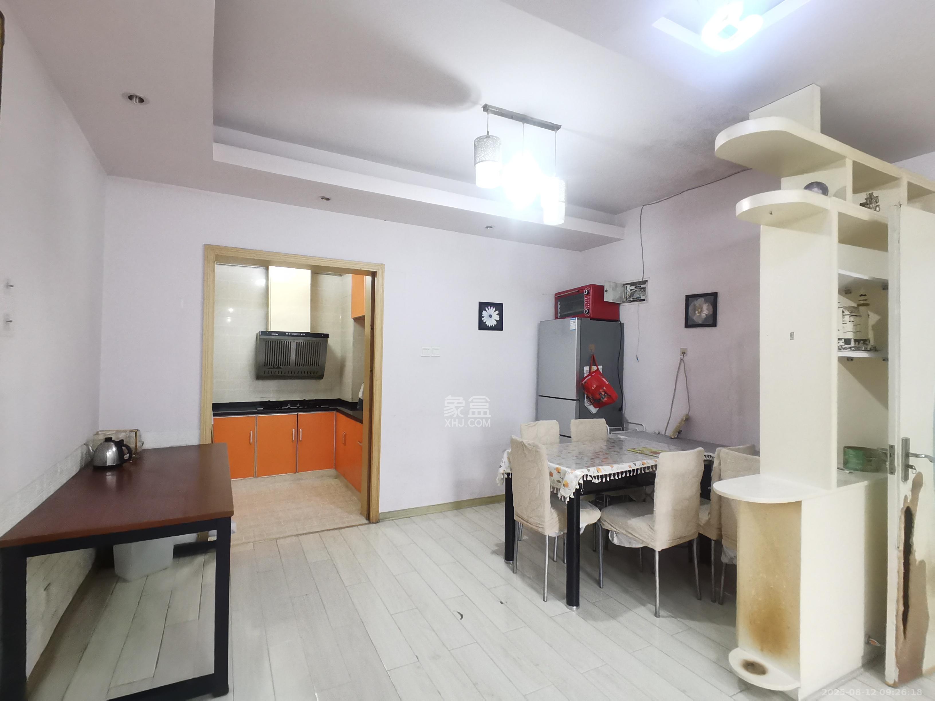 华天LOHO小镇 2室2厅1卫 1400.0元/月 华天LOHO小镇 2室2厅1卫 1400.0元/月室内图