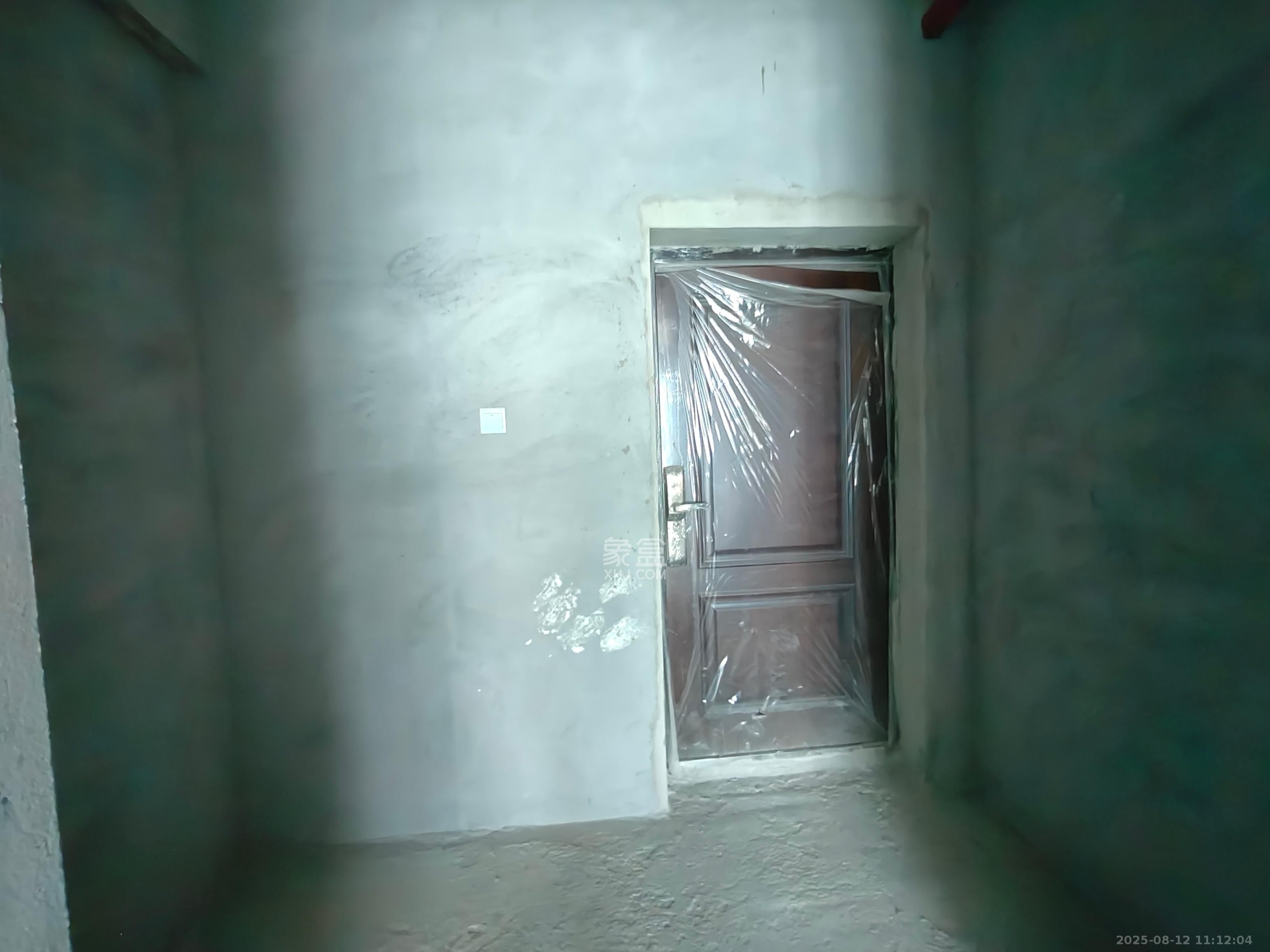 福晟翡翠湾  4室2厅3卫    7000.0元/月 福晟翡翠湾  4室2厅3卫    7000.0元/月室内图