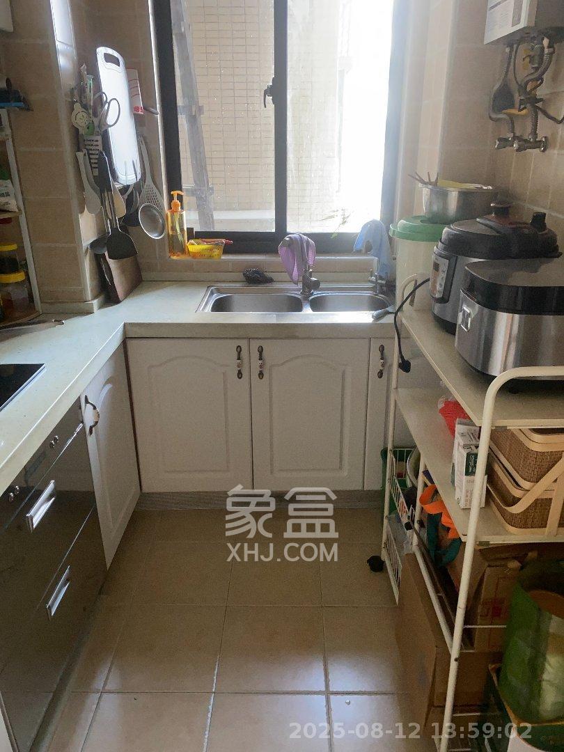 钰龙天下一期  2室1厅1卫    2200.0元/月 钰龙天下一期  2室1厅1卫    2200.0元/月室内图