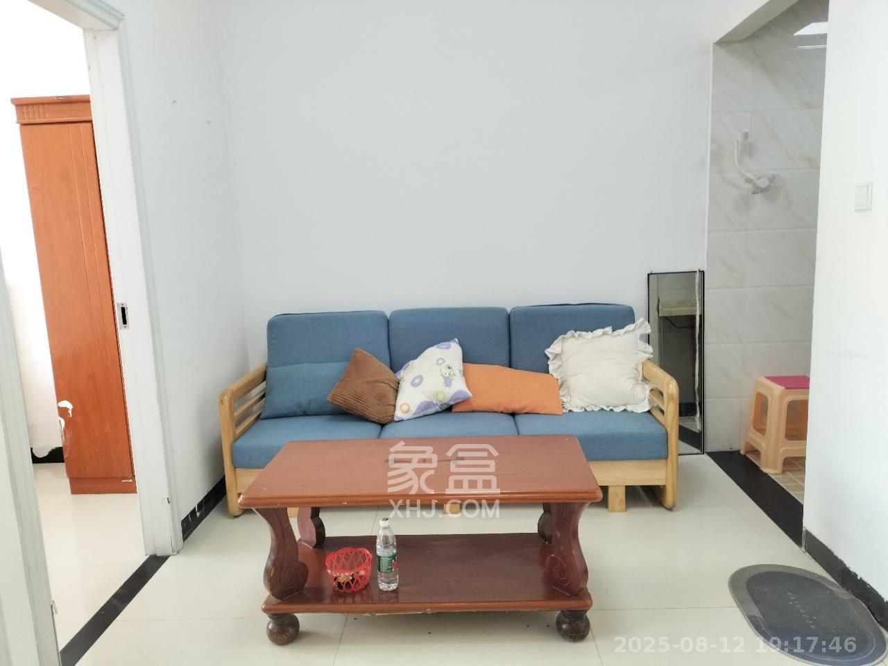 骑龙安置小区  1室1厅1卫   1200.00元/月室内图