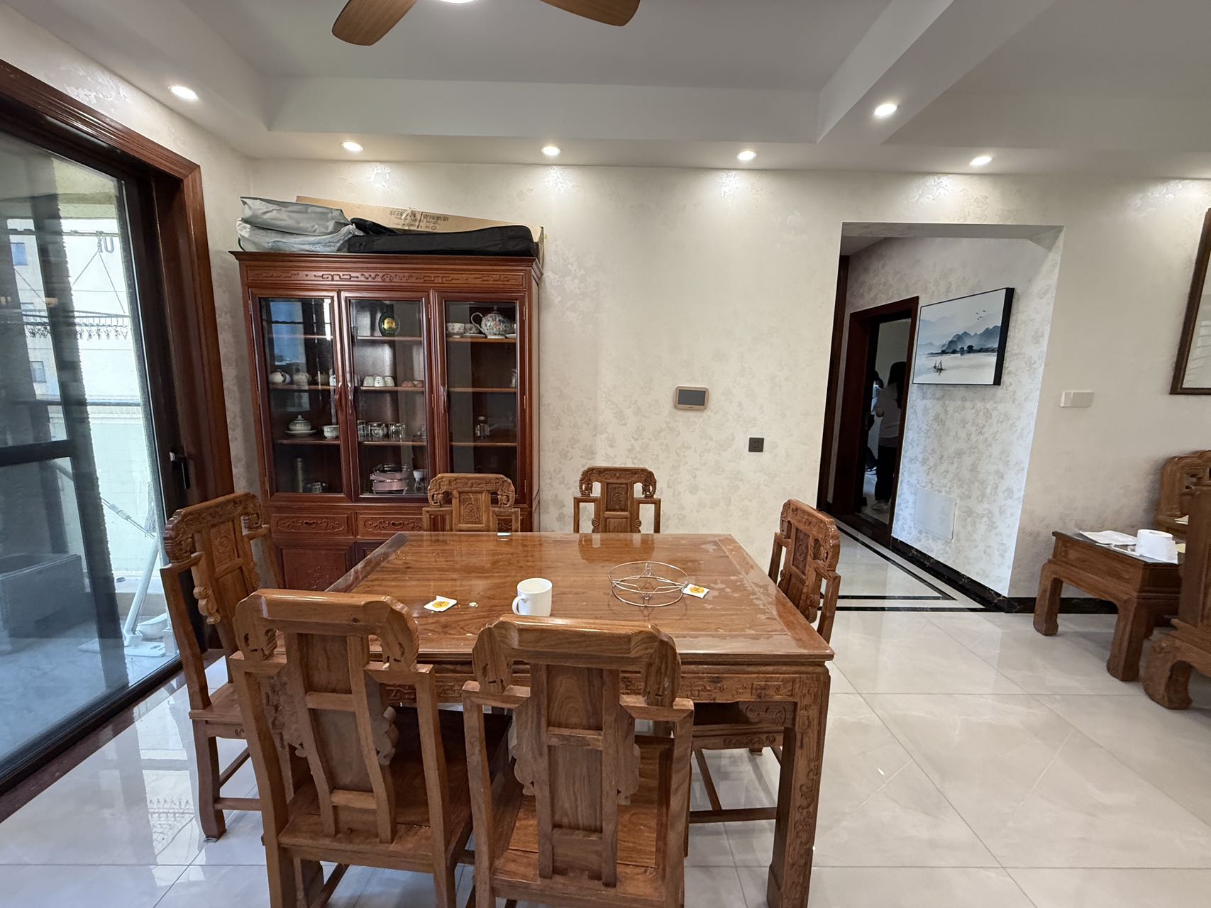 恩祥新城 4室2厅2卫 5500.0元/月 恩祥新城 4室2厅2卫 5500.0元/月室内图