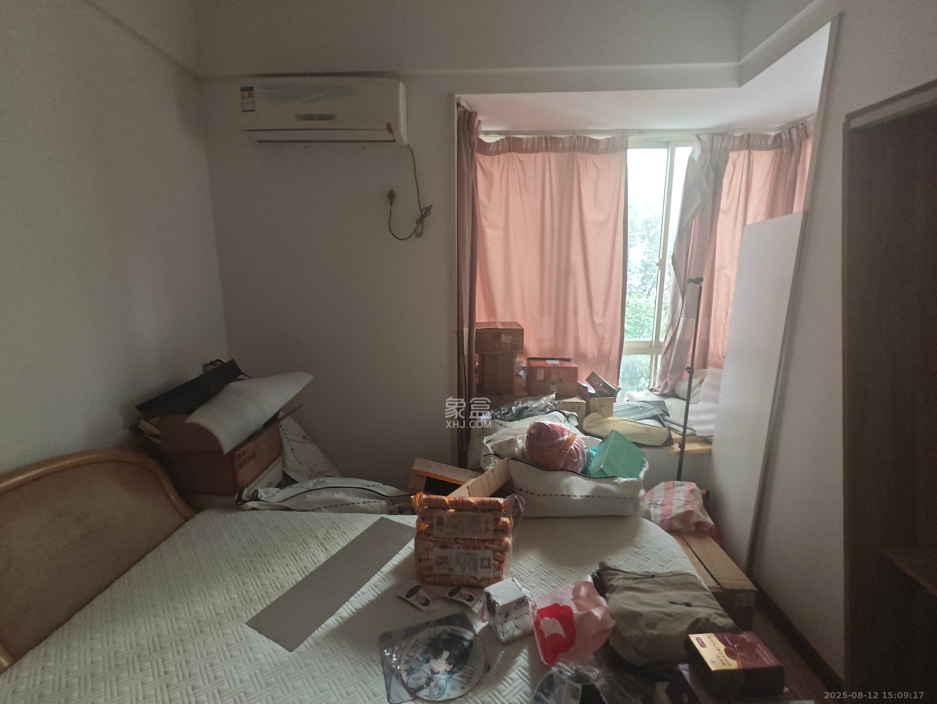 一心花苑  1室1厅1卫   1000.00元/月室内图