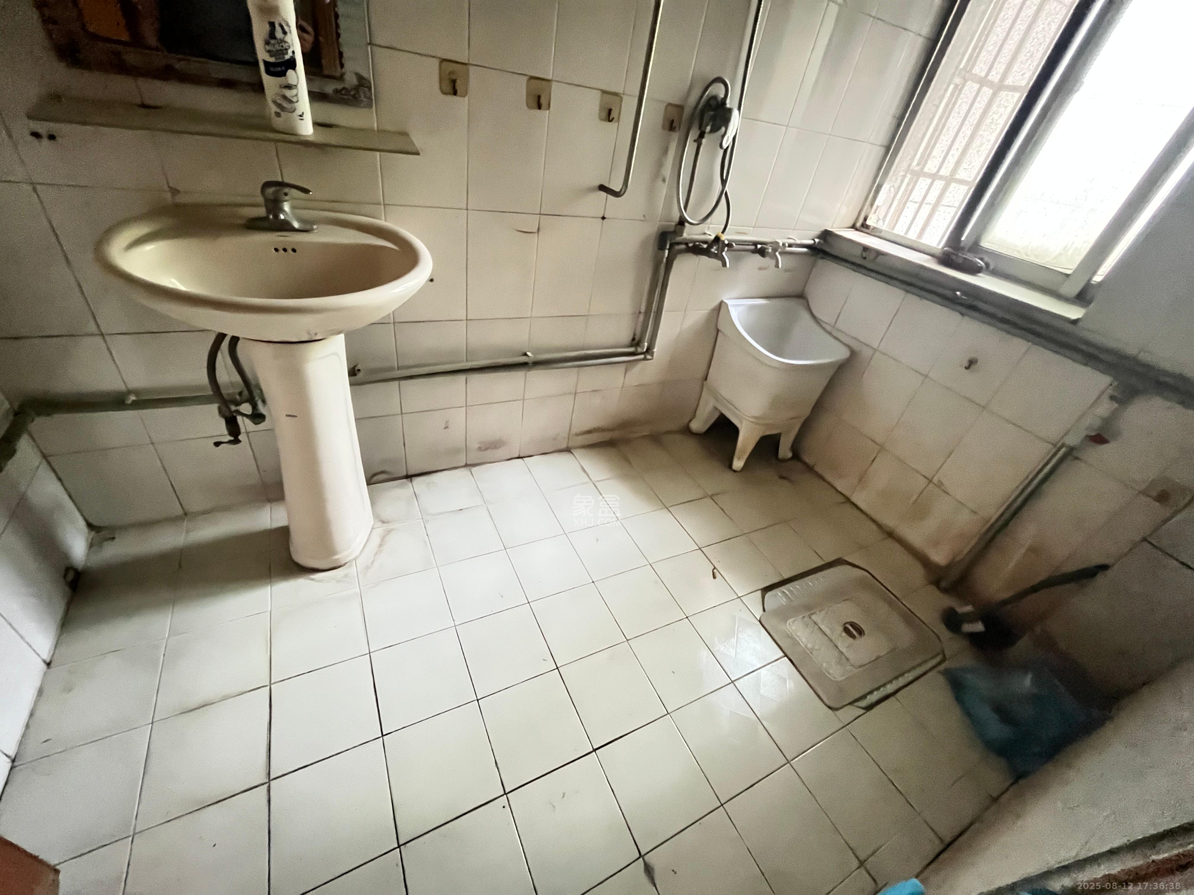 机械化宿舍 2室2厅1卫 1200.0元/月 机械化宿舍 2室2厅1卫 1200.0元/月室内图