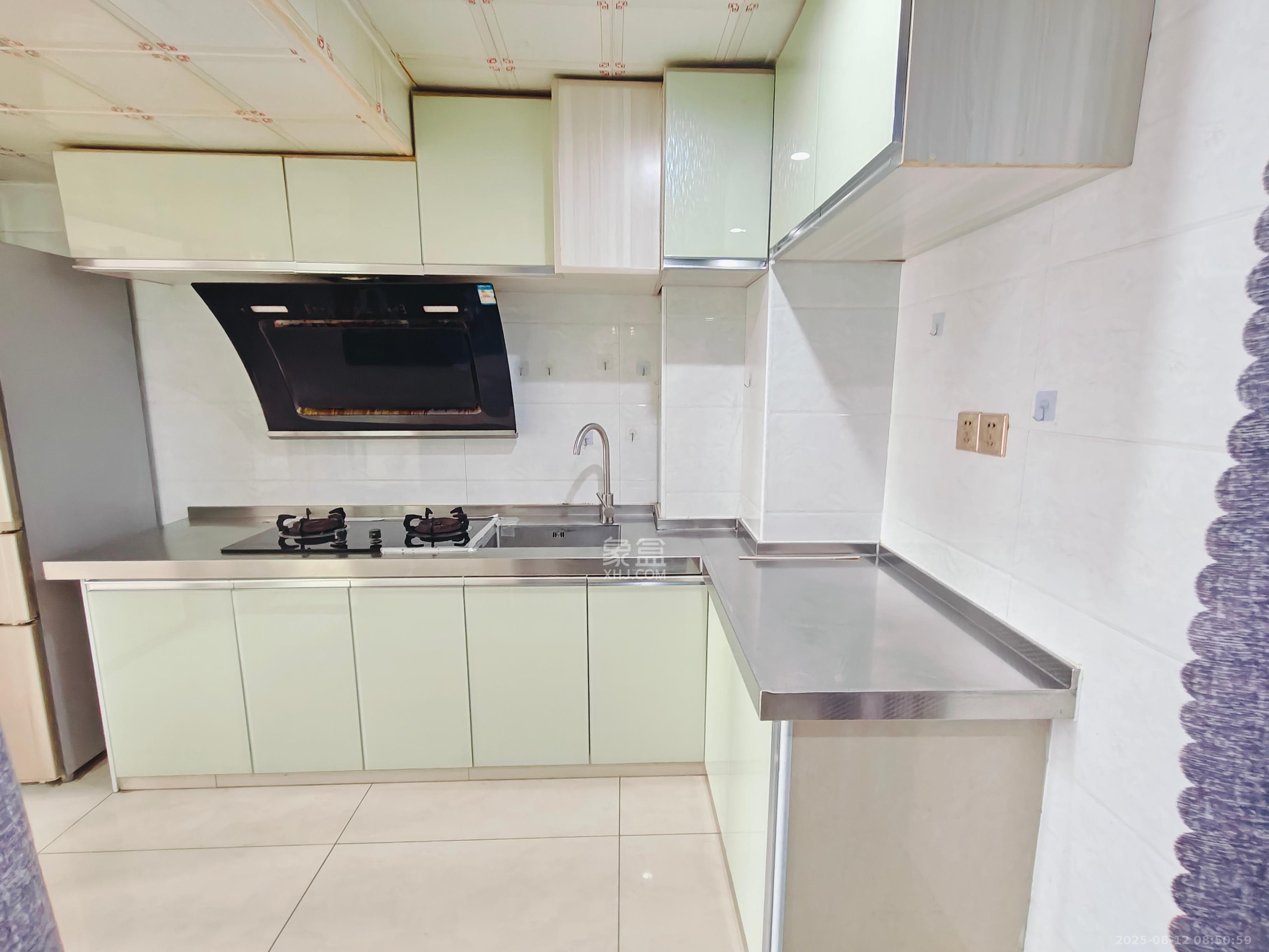 MOMA当代广场  2室2厅1卫    1380.0元/月室内图