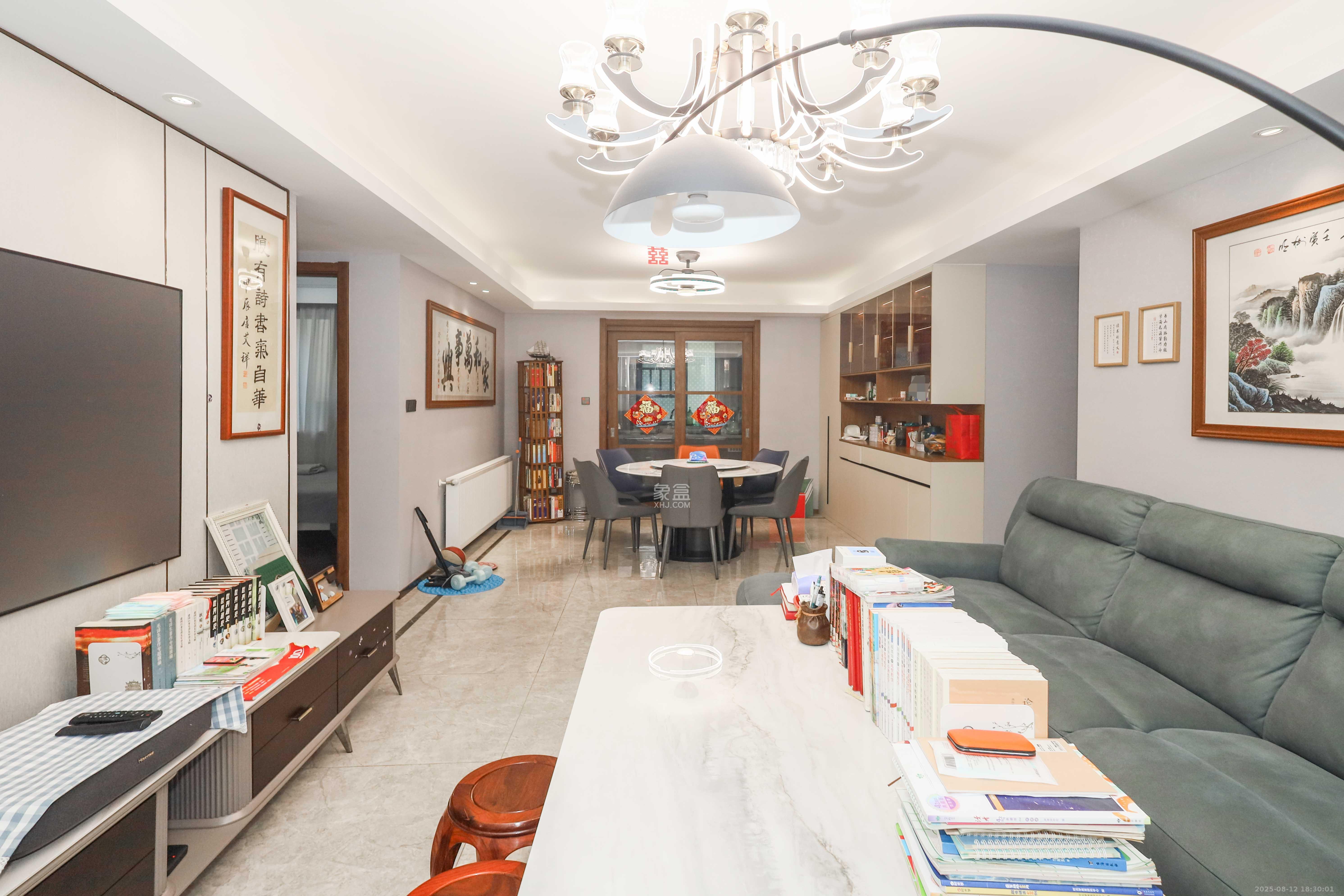 梅溪悦章  4室2厅2卫    228.0万 梅溪悦章  4室2厅2卫    228.0万客厅