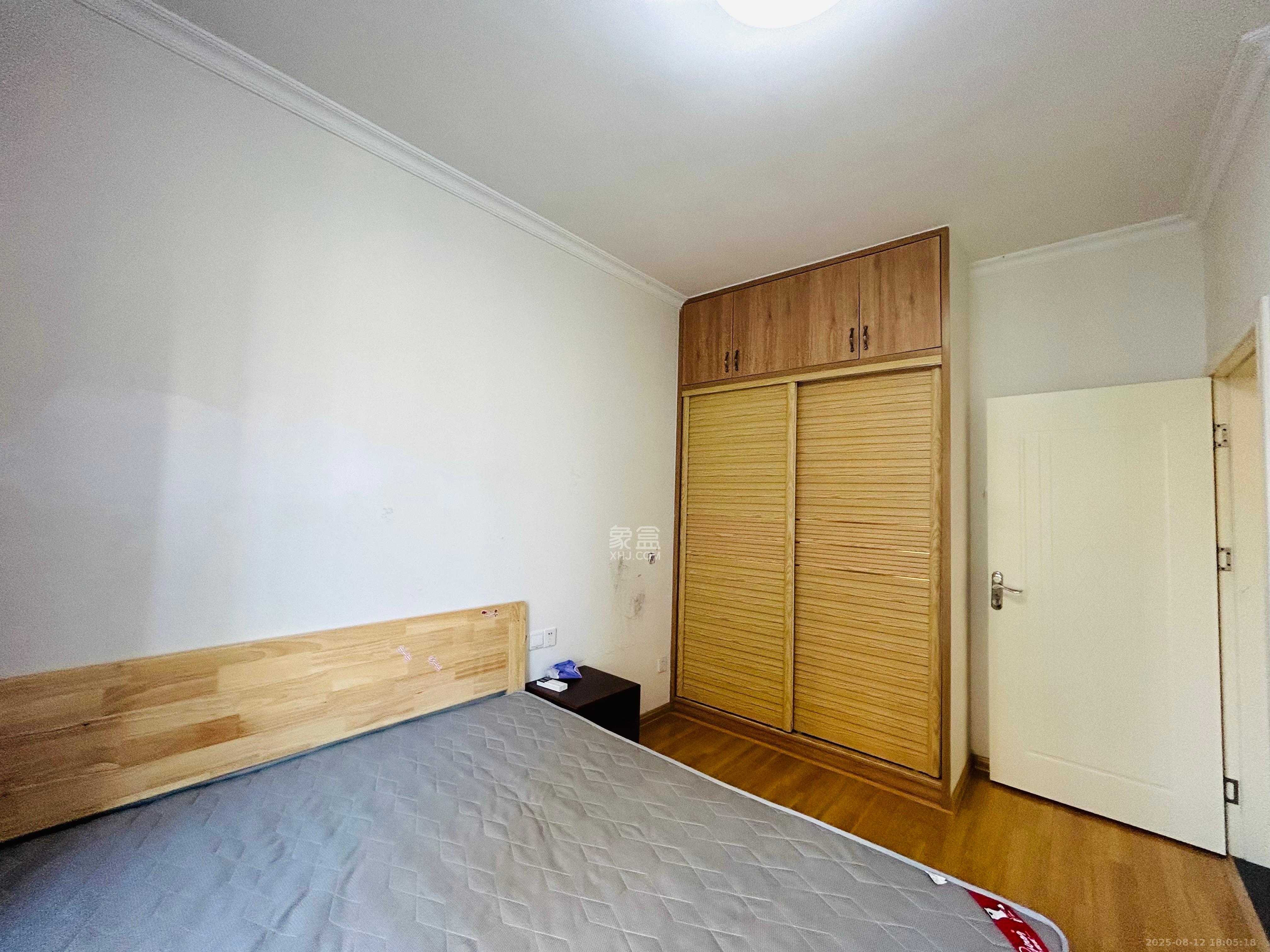 梅溪湖金茂悦（金悦雅苑）  3室2厅1卫    2700.0元/月室内图