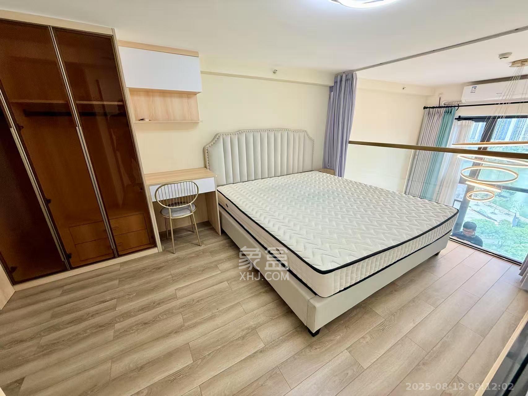 藏珑湖上公馆 1室1厅2卫 2800.0元/月 藏珑湖上公馆 1室1厅2卫 2800.0元/月室内图