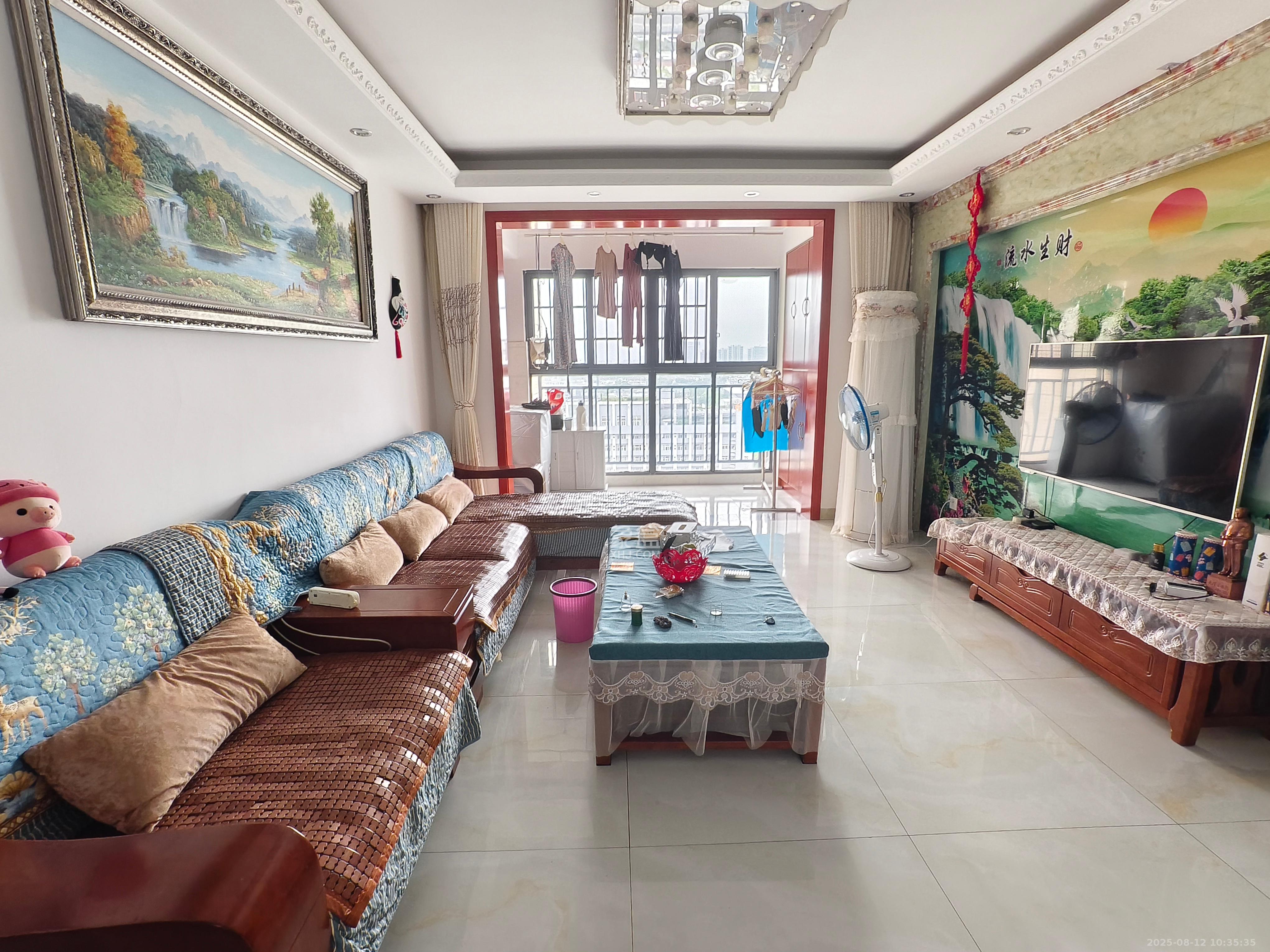 汇一城(汇壹公馆)  4室2厅2卫    2600.0元/月 汇一城(汇壹公馆)  4室2厅2卫    2600.0元/月室内图