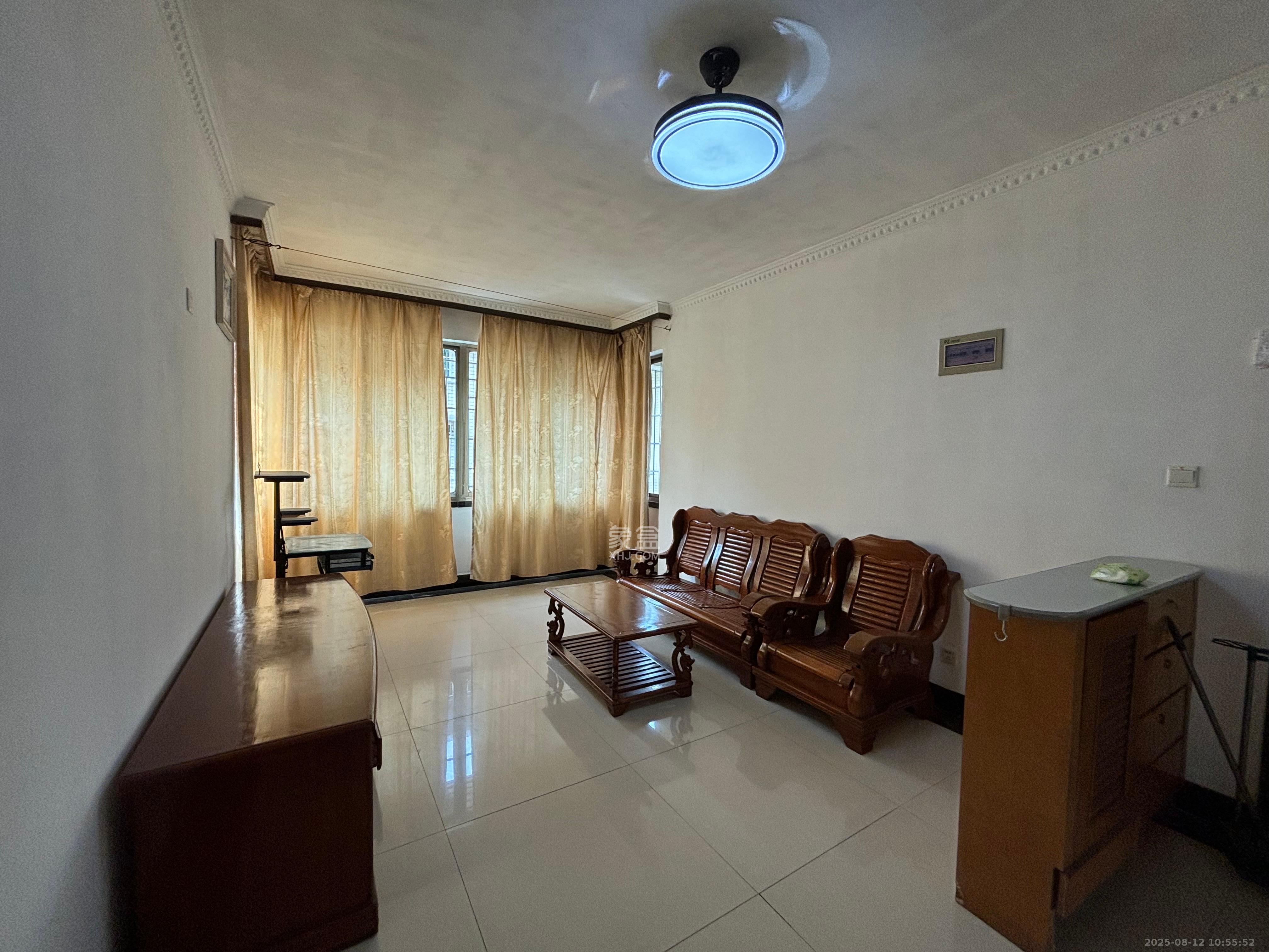 湘园社区(青山小区) 2室2厅1卫 2000.0元/月 湘园社区(青山小区) 2室2厅1卫 2000.0元/月室内图