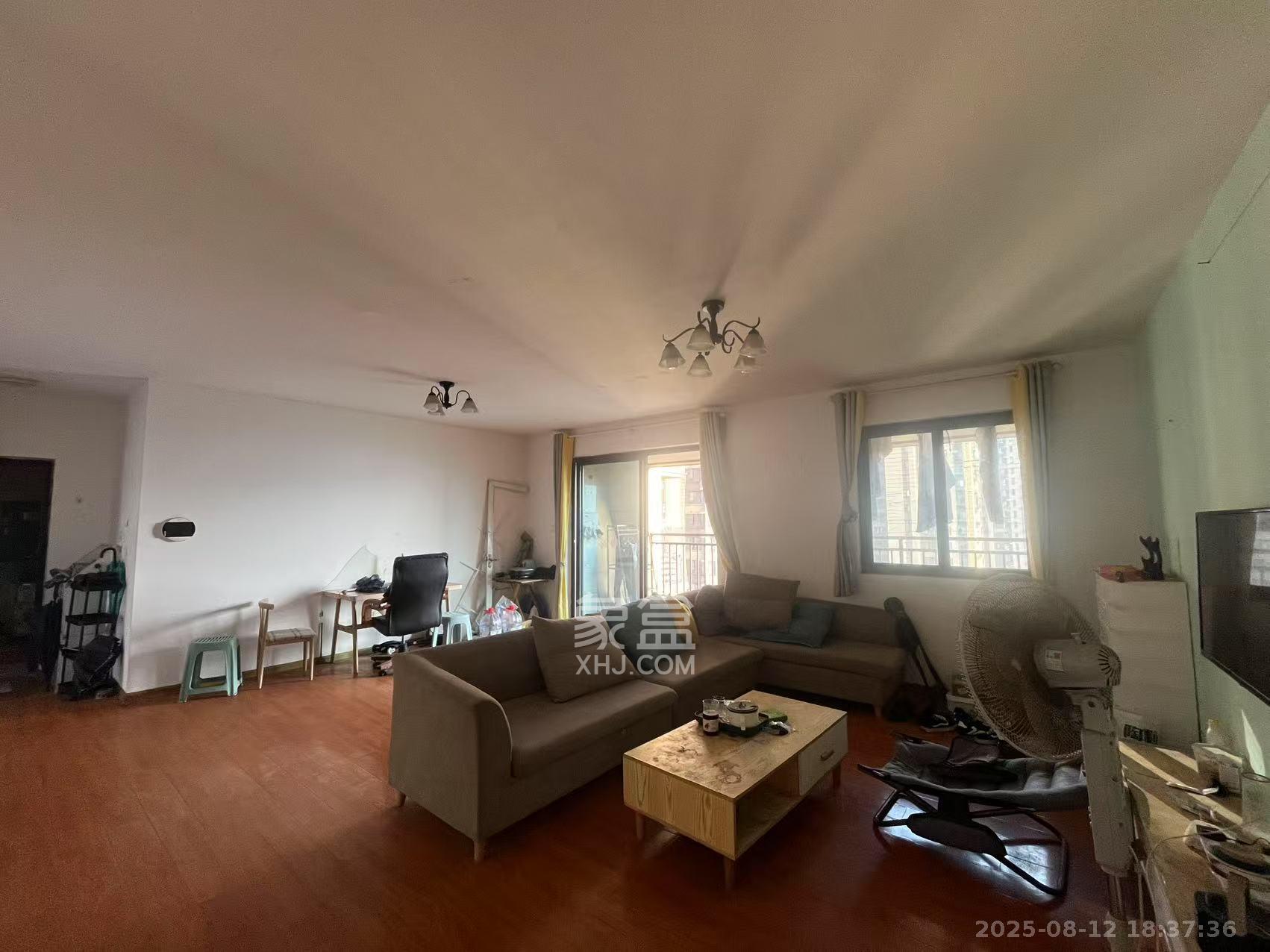 龙湖湘风原著(龙湖湘风星城)  4室2厅2卫    2200.0元/月 龙湖湘风原著(龙湖湘风星城)  4室2厅2卫    2200.0元/月