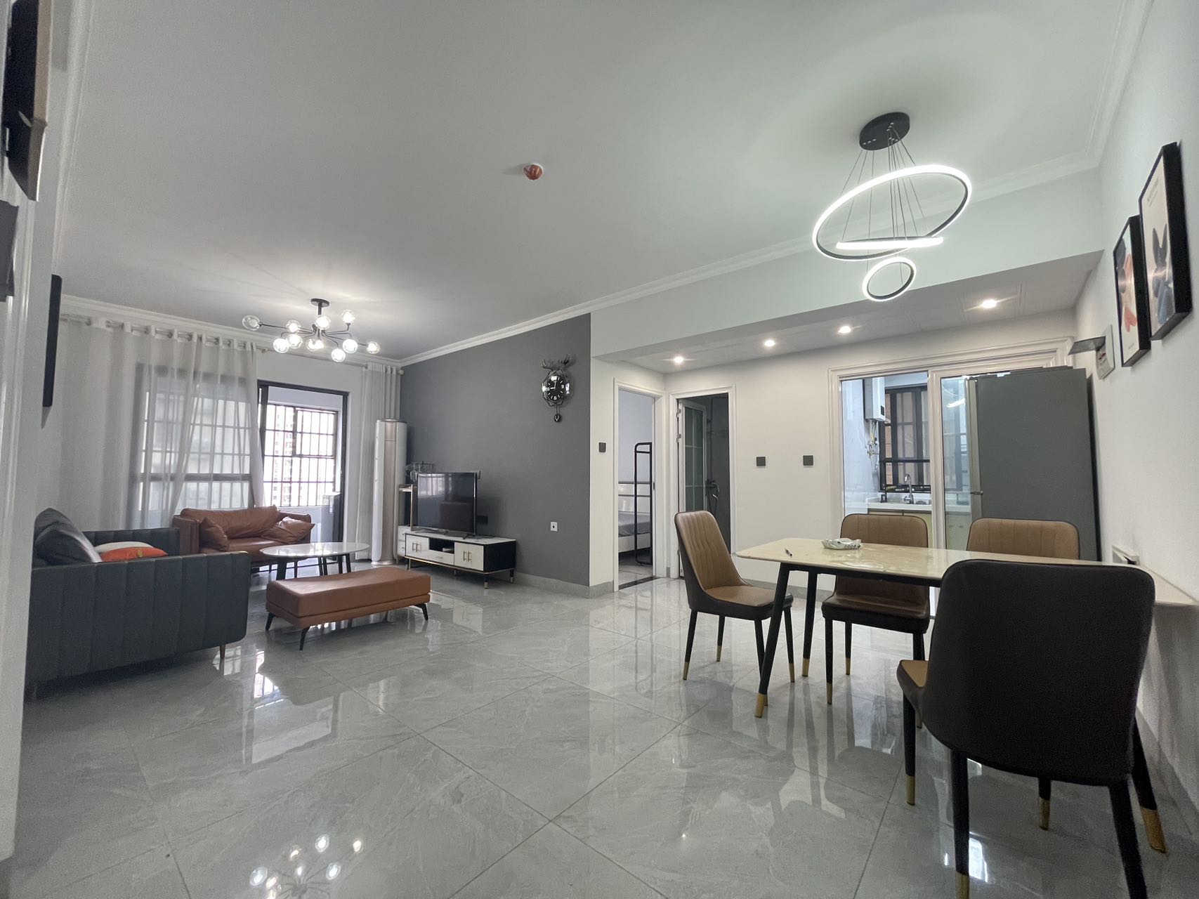 绿地海德公馆 2室2厅1卫 140.0万 绿地海德公馆 2室2厅1卫 140.0万户型图