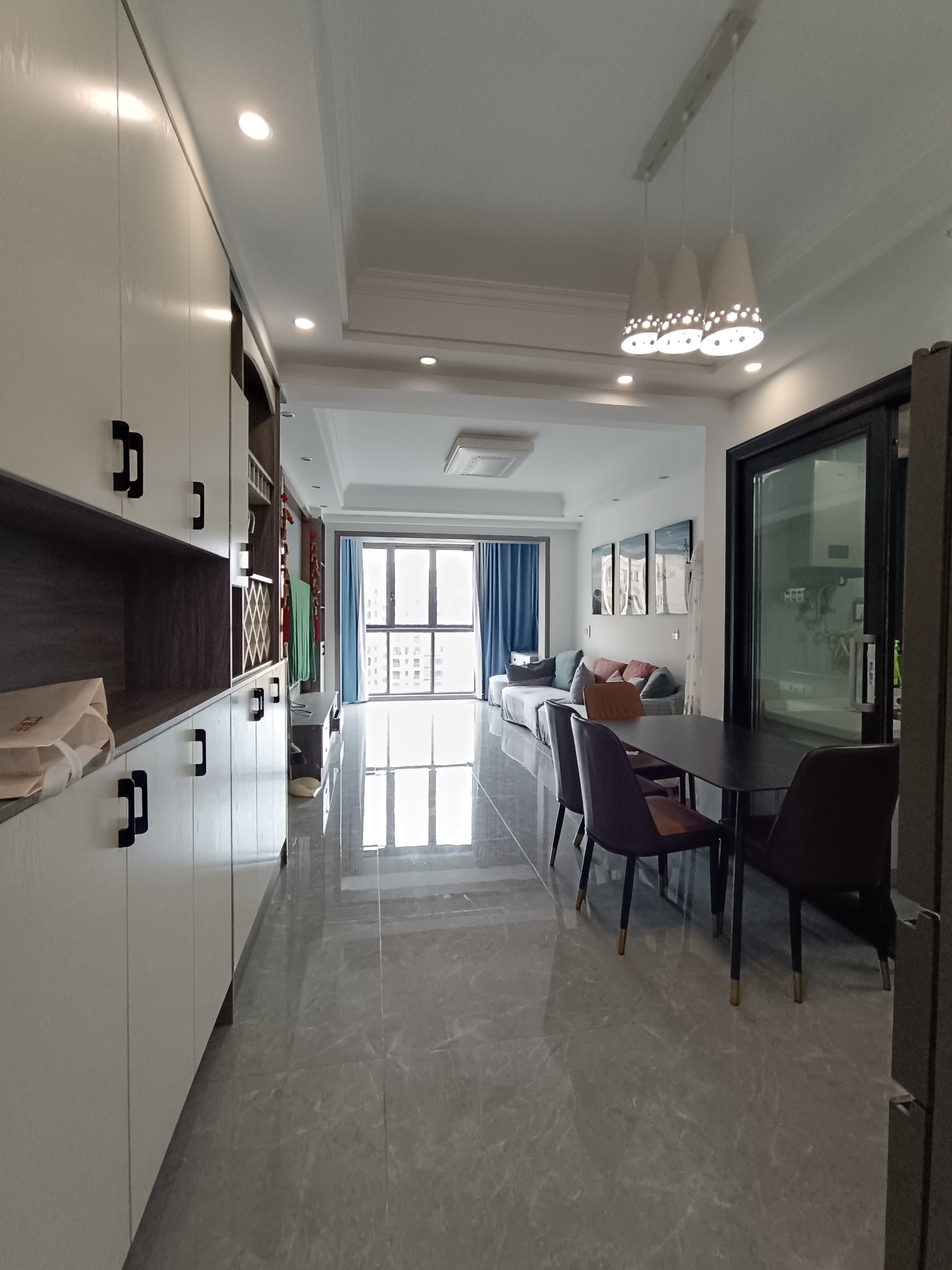 天门壹号 3室2厅1卫 1800.0元/月 天门壹号 3室2厅1卫 1800.0元/月室内图