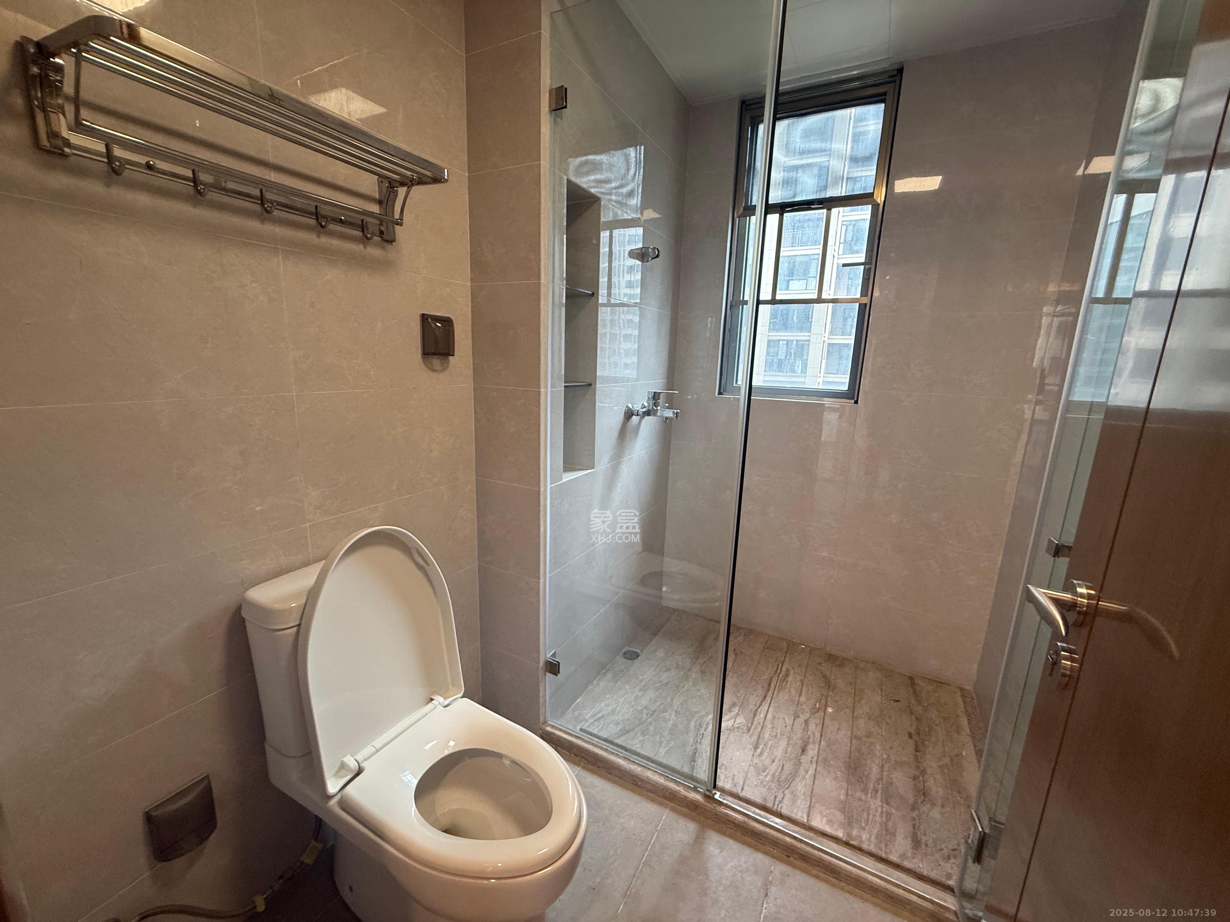 梅溪湖金茂湾  4室2厅2卫    3700.0元/月室内图