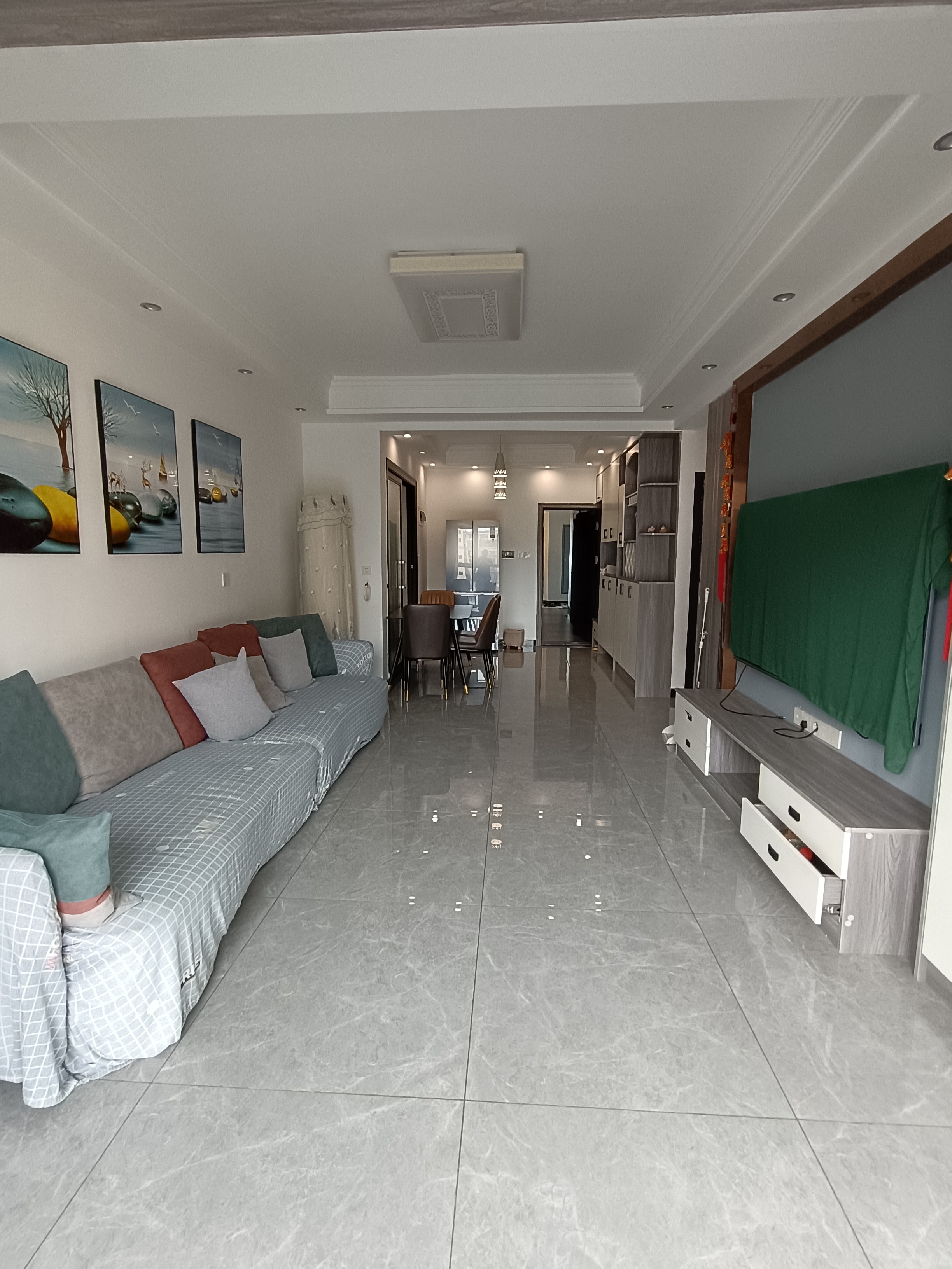 天门壹号 3室2厅1卫 1800.0元/月 天门壹号 3室2厅1卫 1800.0元/月室内图