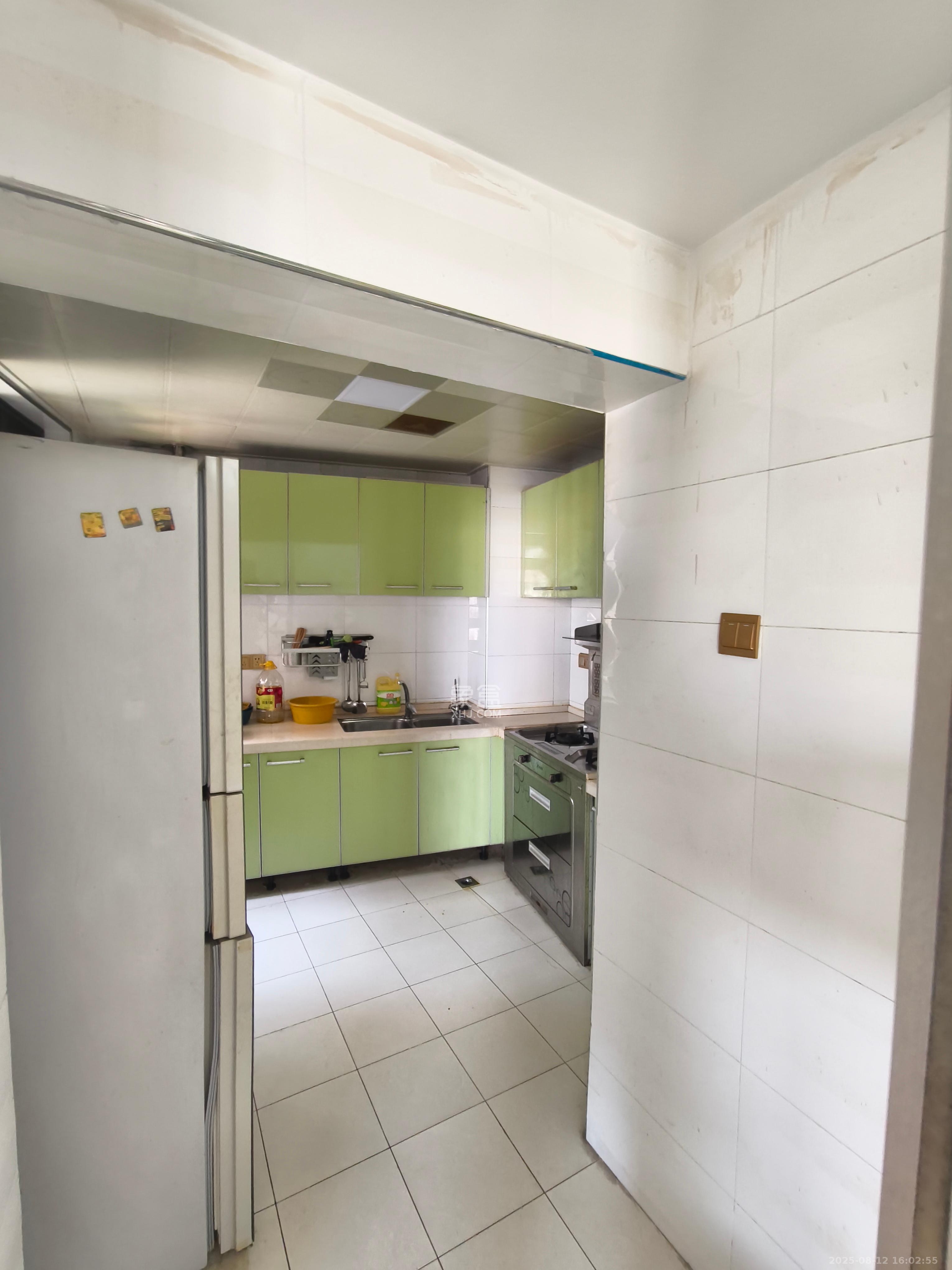 长房时代城 3室2厅1卫 2400.0元/月 长房时代城 3室2厅1卫 2400.0元/月室内图