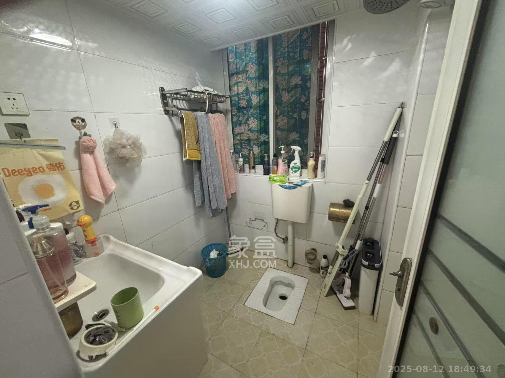 和润园一、二期 3室1厅1卫 1850.0元/月 和润园一、二期 3室1厅1卫 1850.0元/月室内图