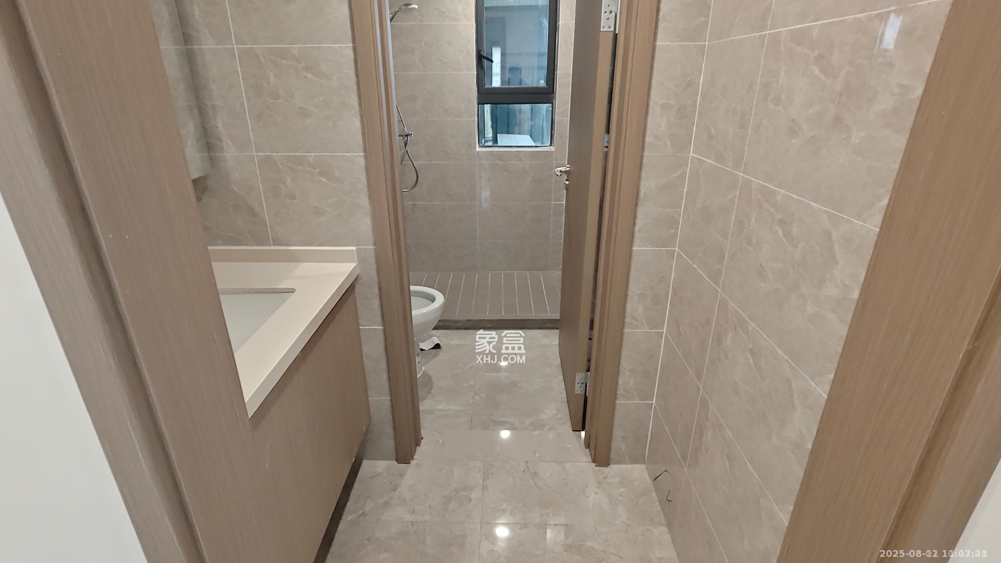 德奥上河城章 3室2厅2卫 3500.0元/月 德奥上河城章 3室2厅2卫 3500.0元/月室内图