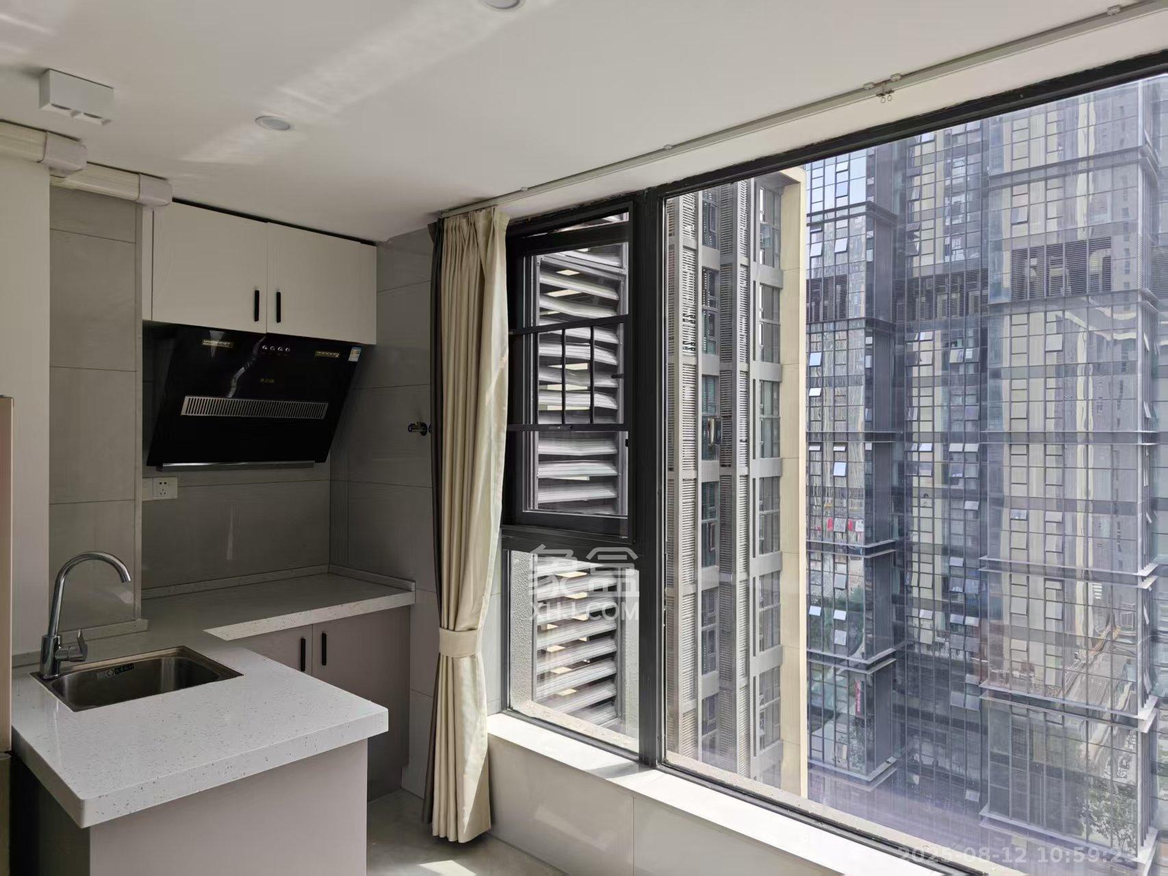 卓越中寰 1室1厅1卫 2500.0元/月 卓越中寰 1室1厅1卫 2500.0元/月室内图