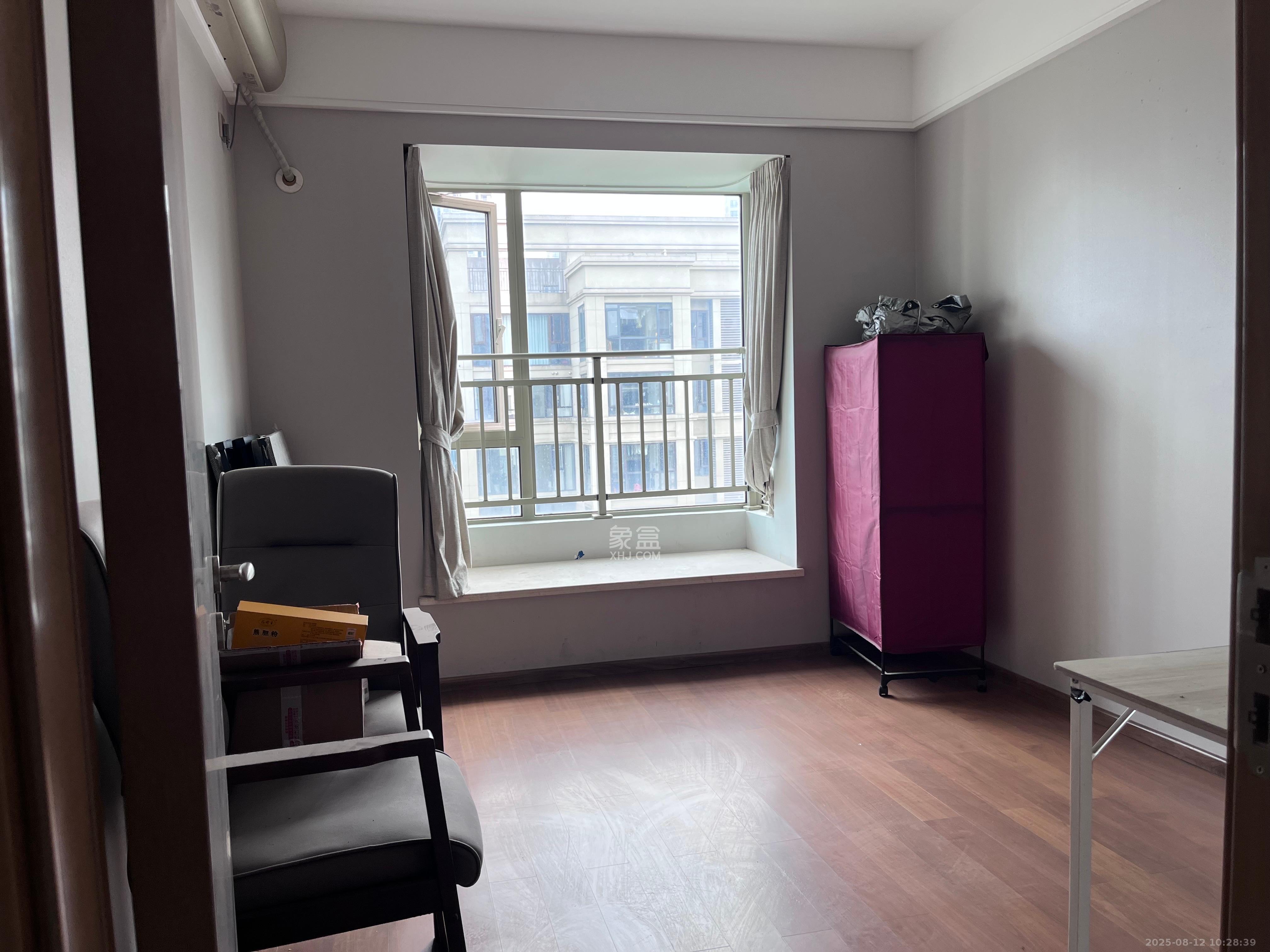 梅溪湖金茂湾  4室2厅2卫    4000.0元/月室内图