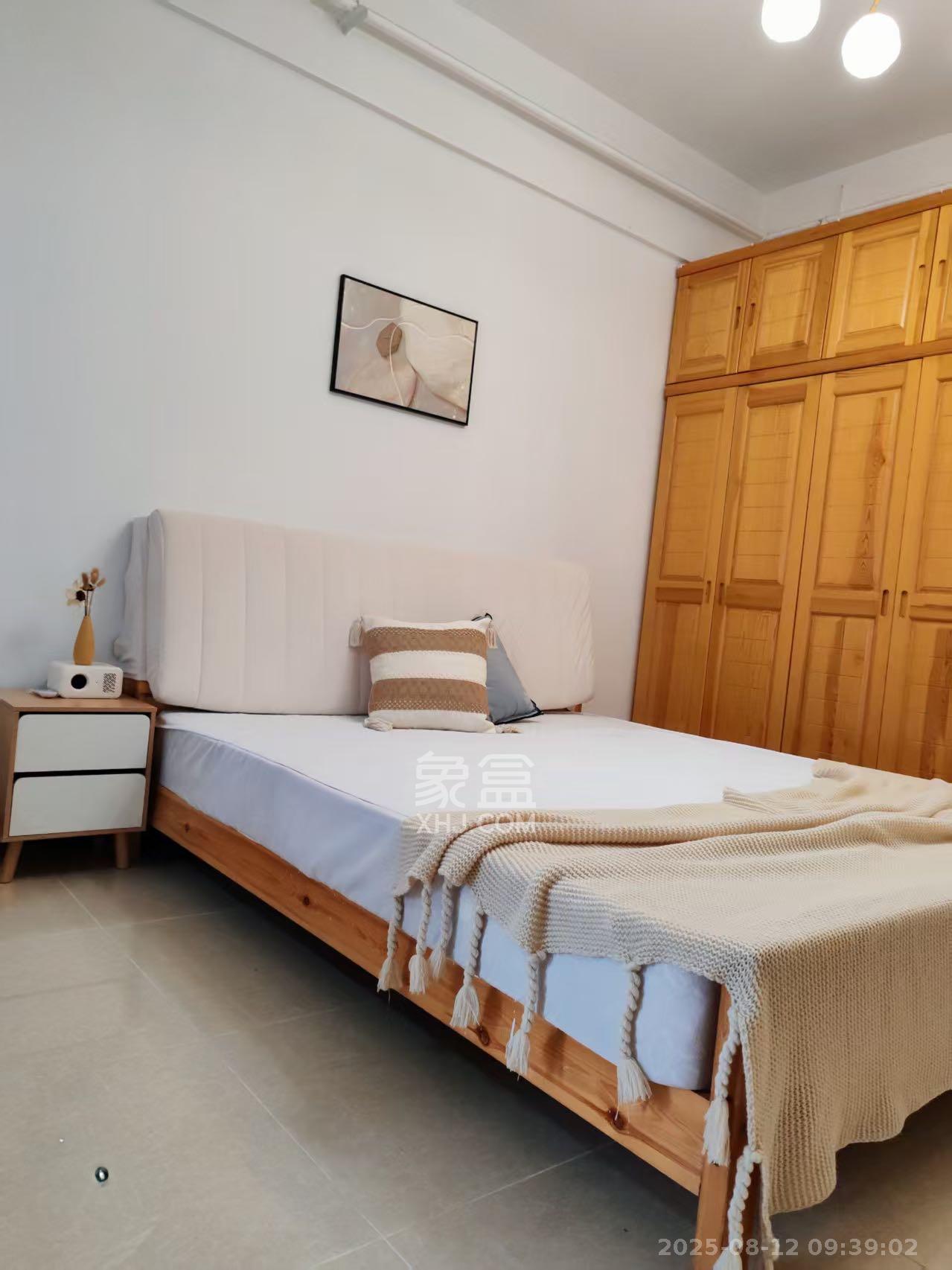 云集国际  1室1厅1卫    1460.0元/月