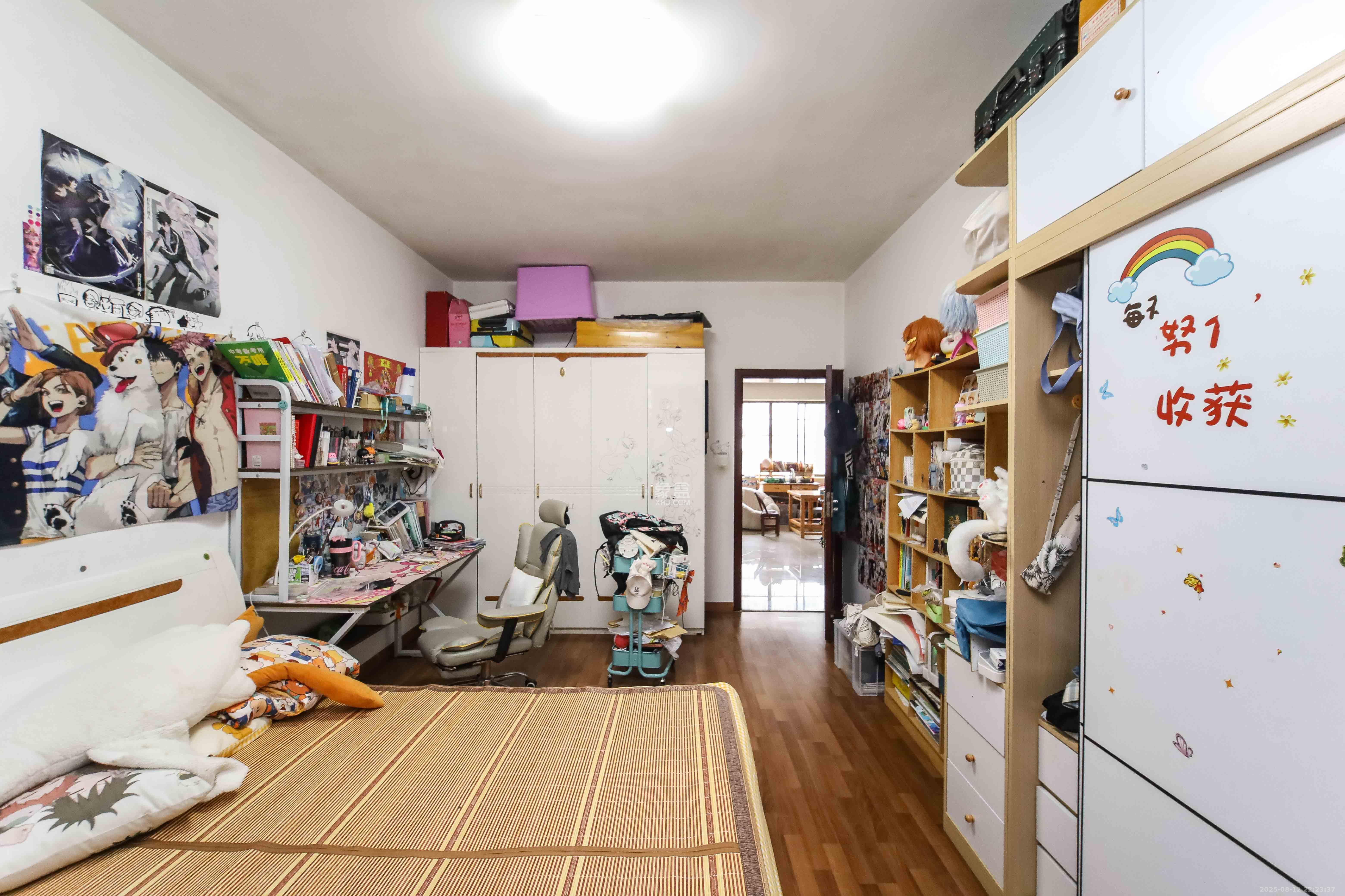 宇力大厦  3室2厅2卫    79.8万卧室