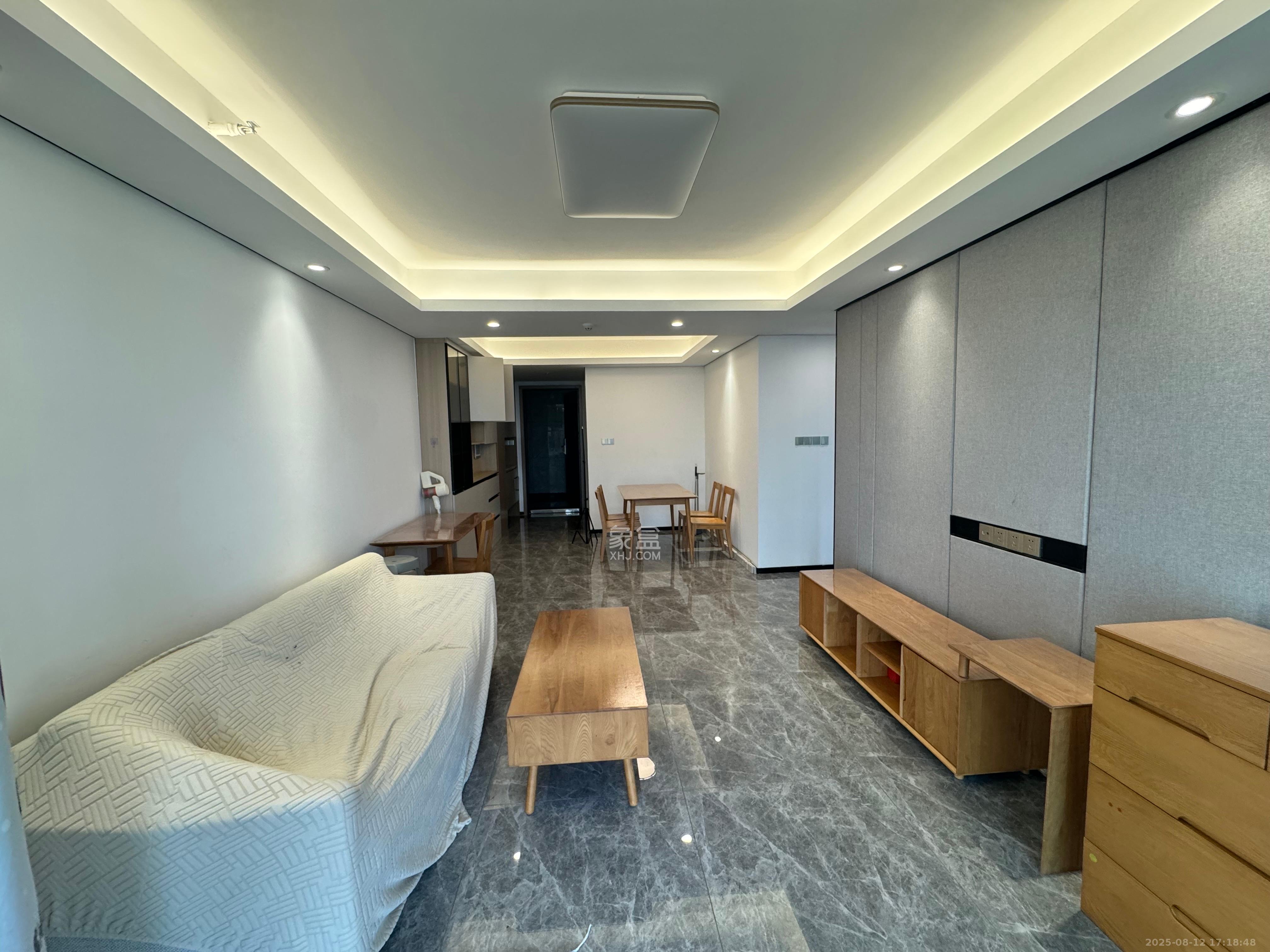 中国铁建湘语梅溪  3室2厅2卫    3000.0元/月室内图