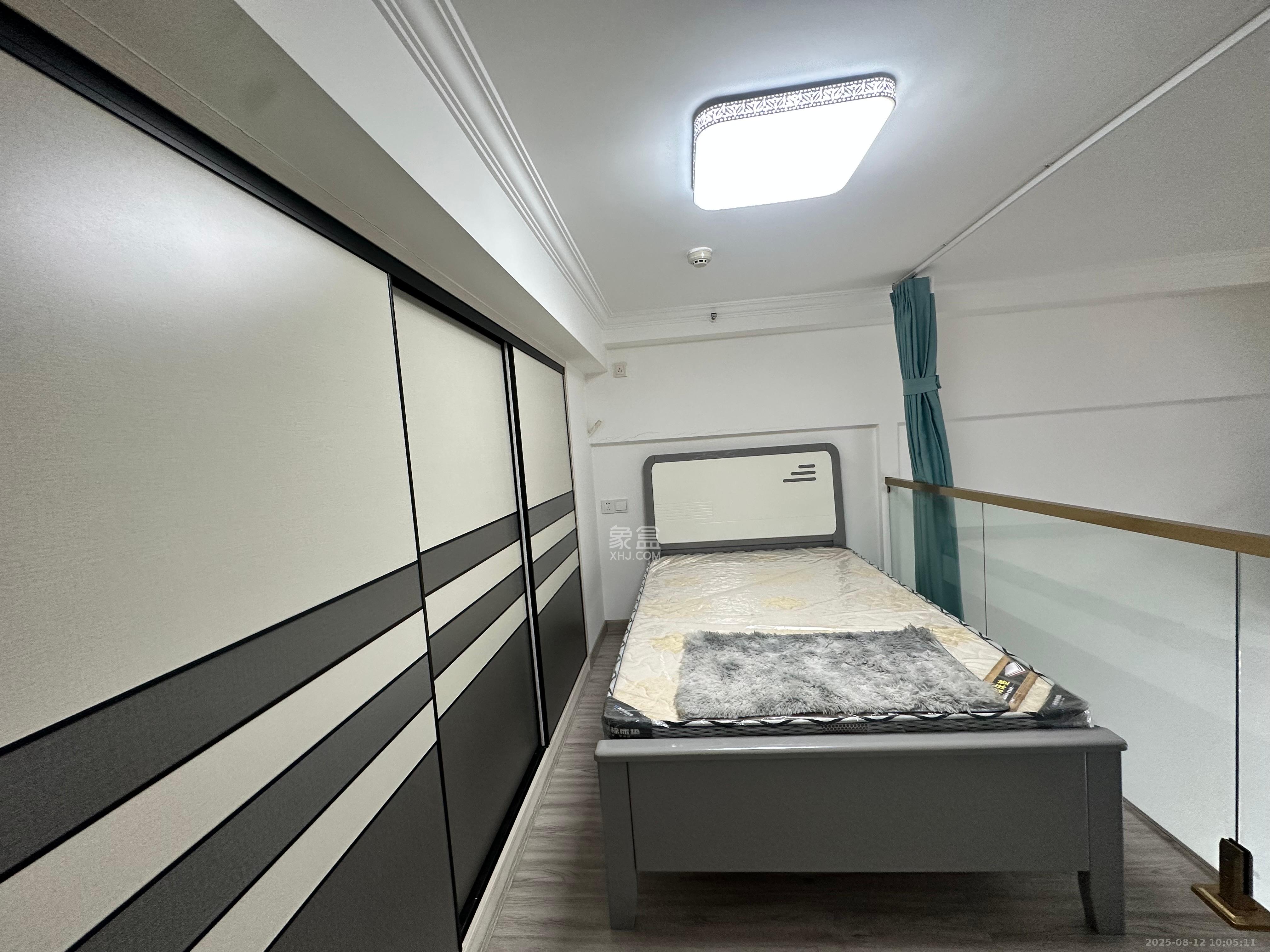 嘉宇银杉(嘉宇西苑) 2室1厅1卫 1700.00元/月 嘉宇银杉(嘉宇西苑) 2室1厅1卫 1700.00元/月室内图