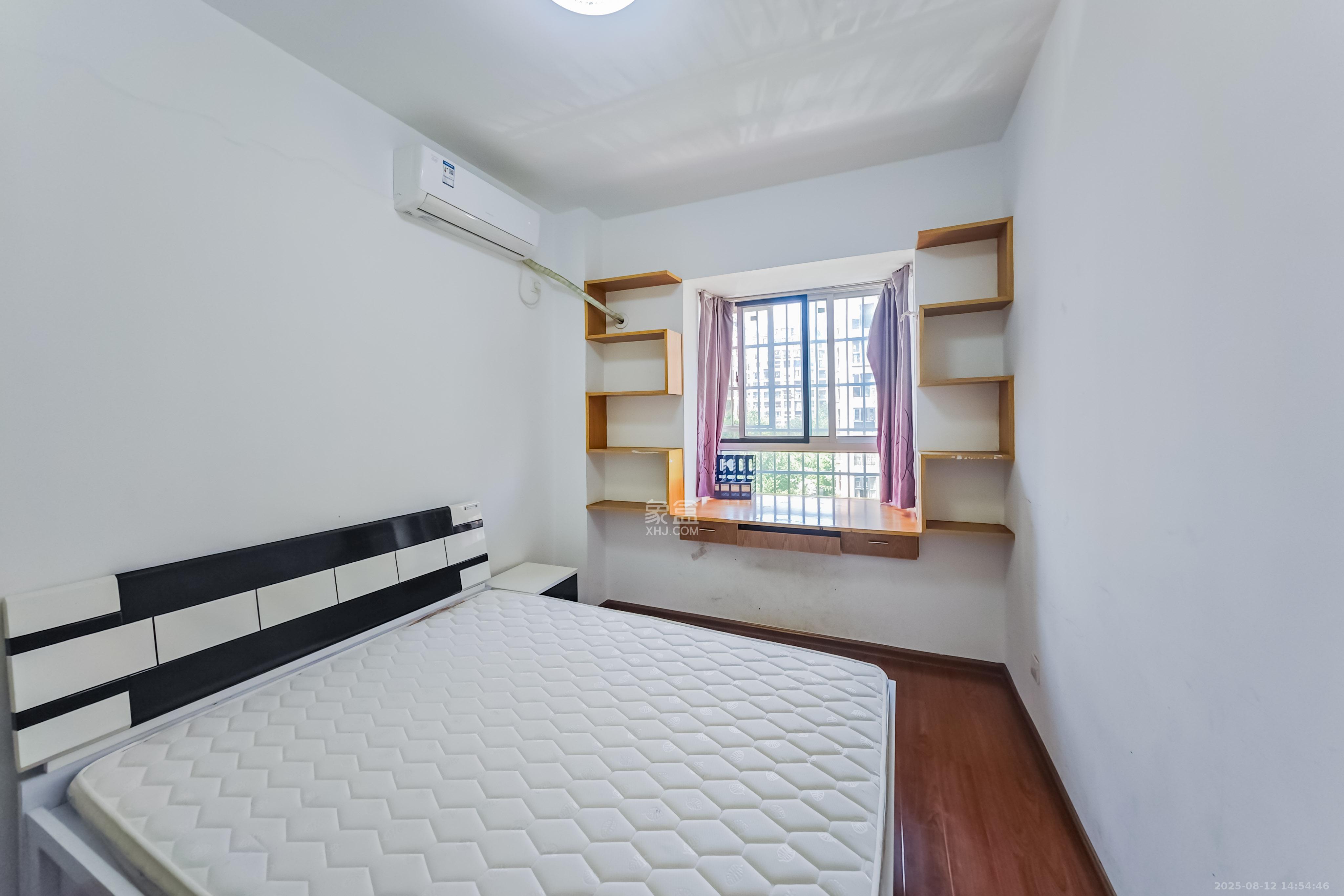 城市山水豪园（山水城市风景）  1室2厅2卫    120.0万卧室