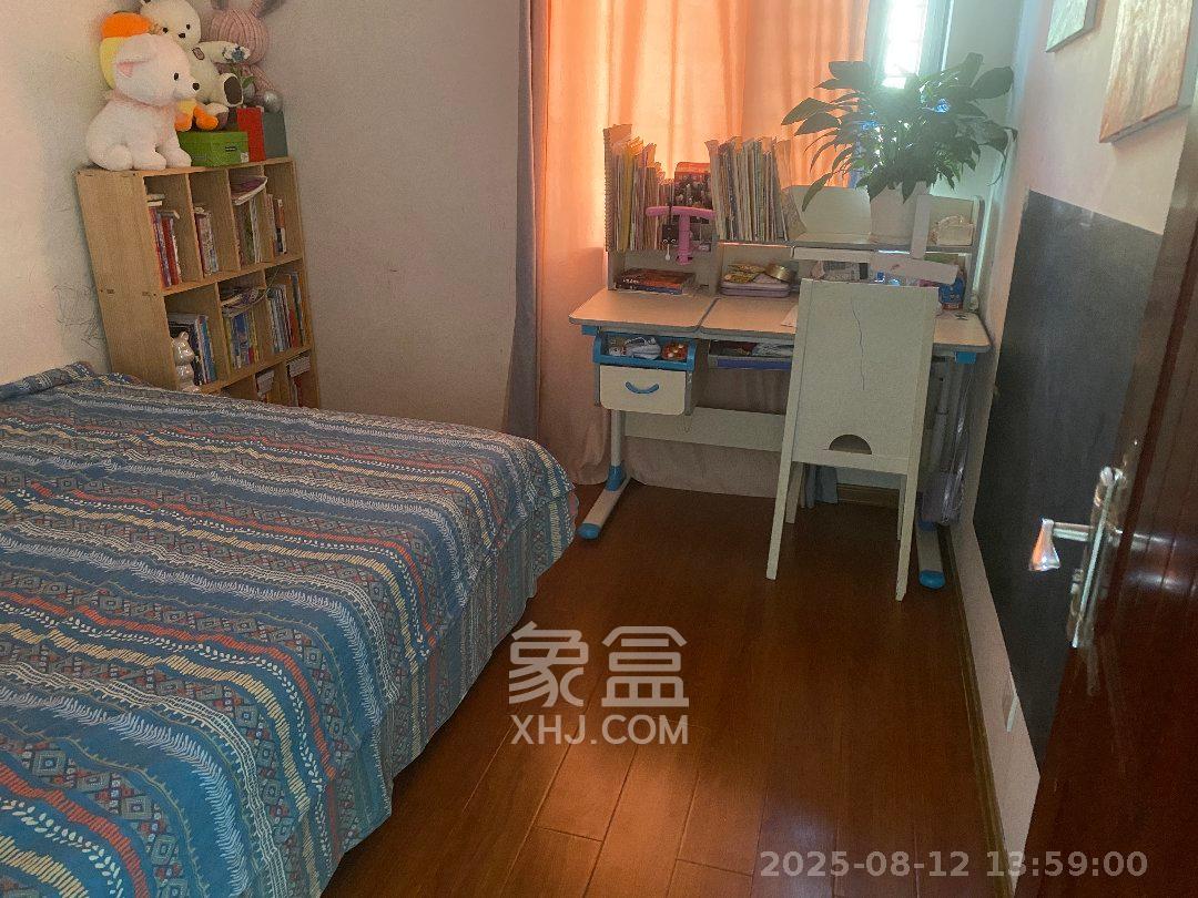 钰龙天下一期  2室1厅1卫    2200.0元/月 钰龙天下一期  2室1厅1卫    2200.0元/月室内图