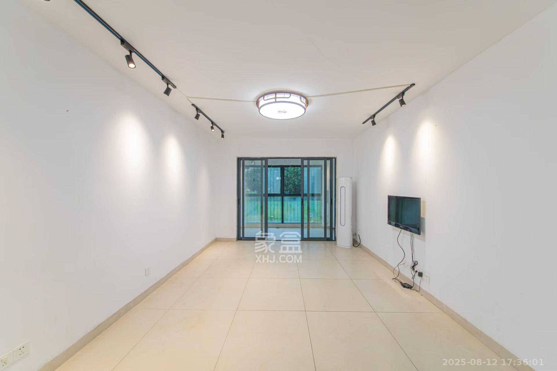 中建芙蓉嘉苑  3室2厅1卫   2400.00元/月室内图