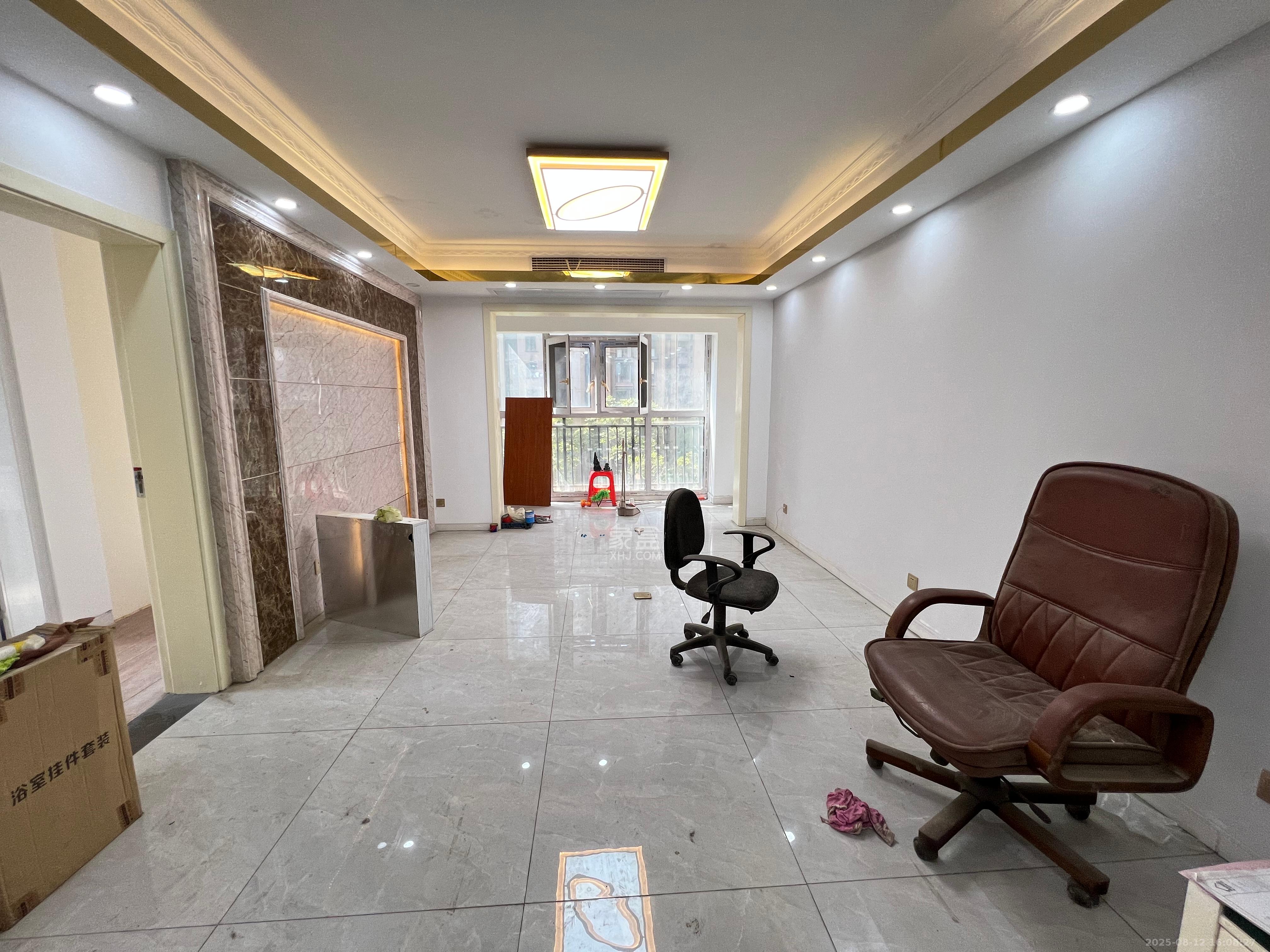 邦盛水岸御园 3室2厅1卫 2200.0元/月 邦盛水岸御园 3室2厅1卫 2200.0元/月室内图