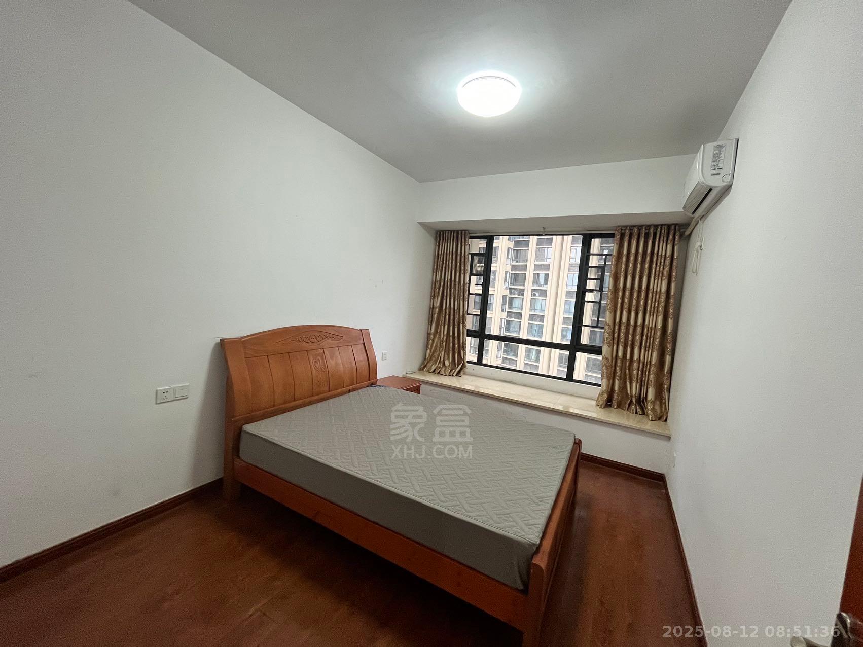 经世龙城 3室1厅2卫 1800.0元/月 经世龙城 3室1厅2卫 1800.0元/月室内图