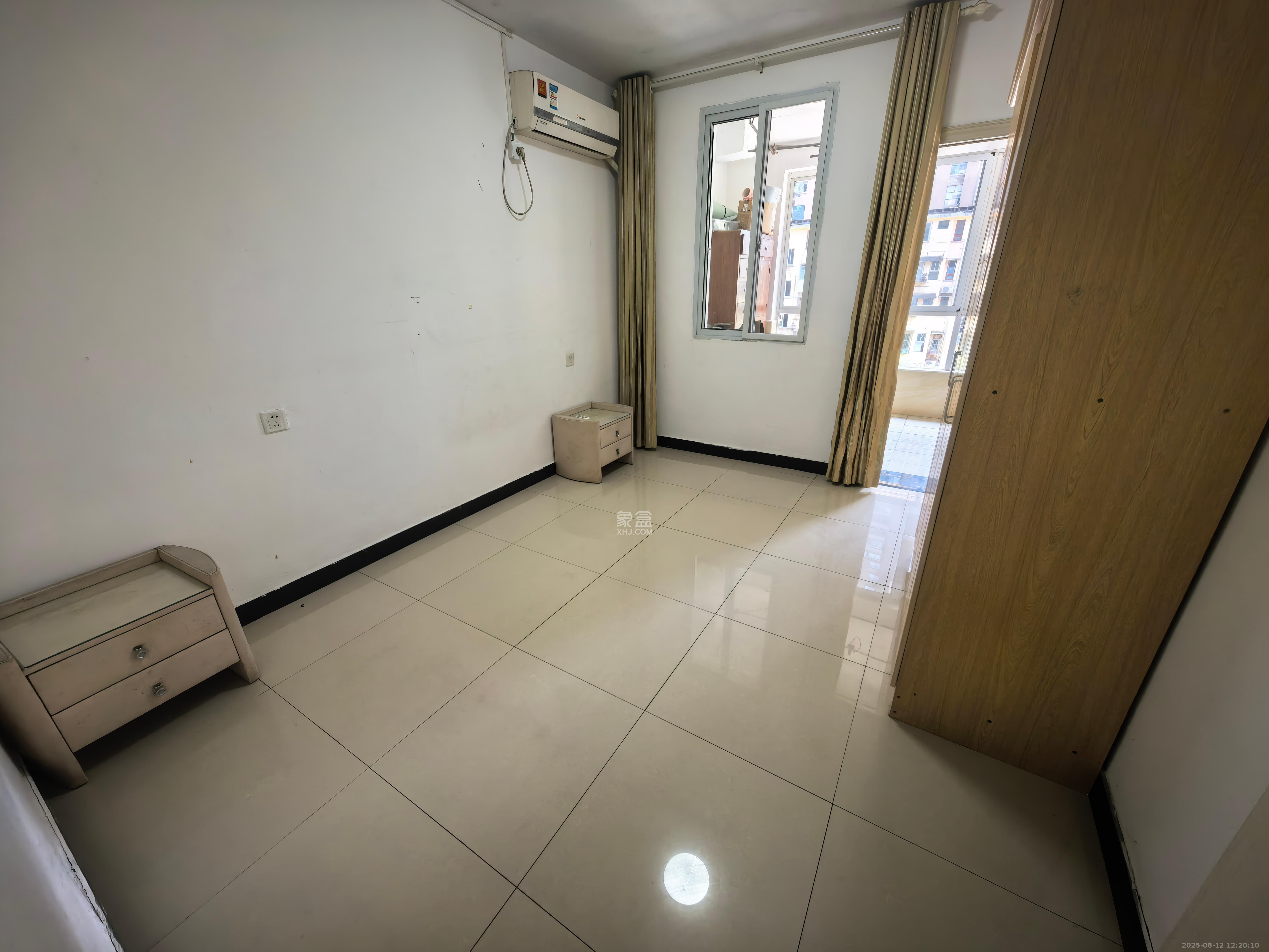 长沙紫金苑  3室1厅1卫    2580.0元/月 长沙紫金苑  3室1厅1卫    2580.0元/月室内图